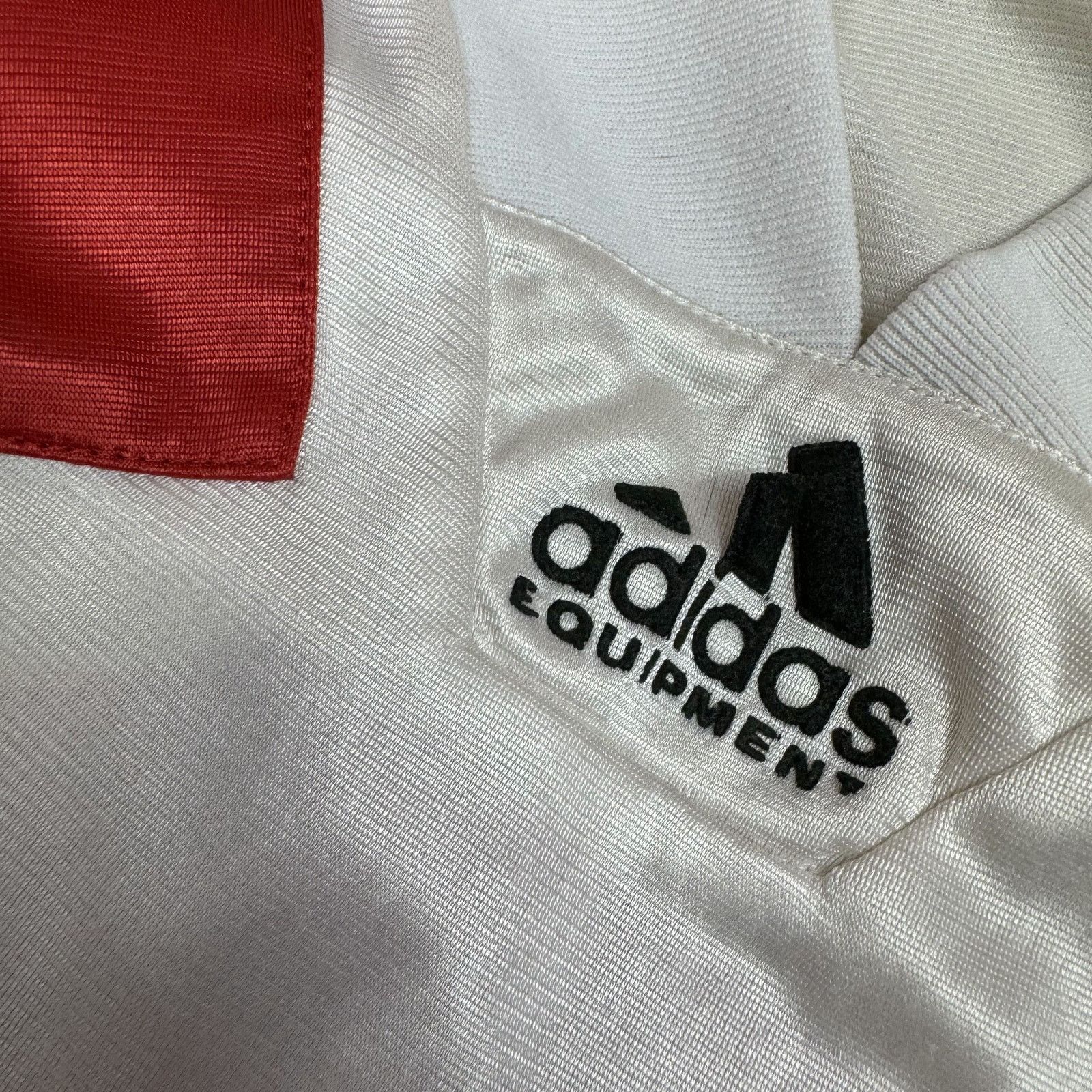 Adidas Adidas Men White Red FC Ingolstadt 04 Football V-Neck Jersey Size US M / EU 48-50 / 2 - 2 Thumbnail