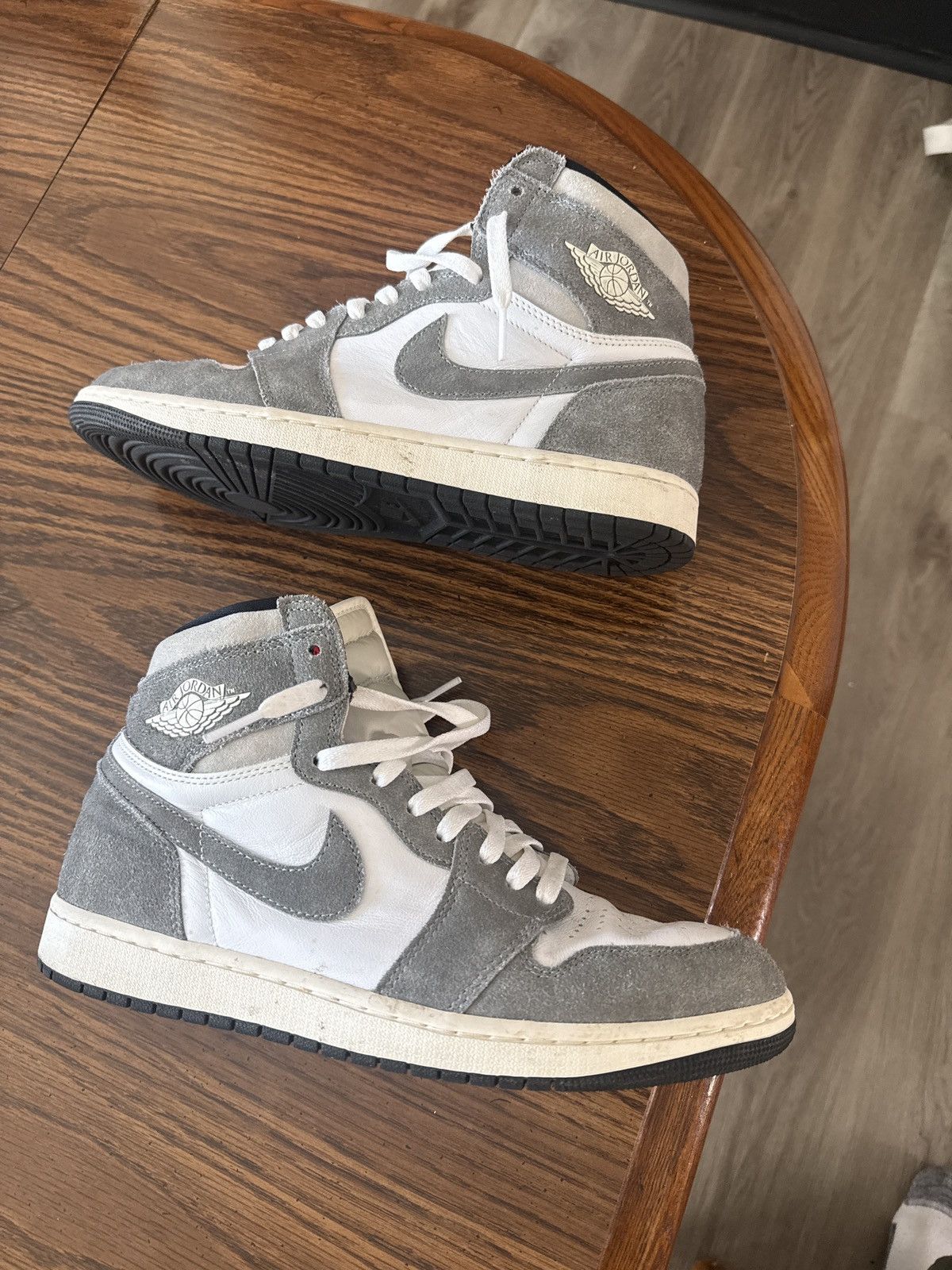 Jordan Brand Air Jordan 1 Retro High OG Size US 10.5 / EU 43-44 - 1 Thumbnail