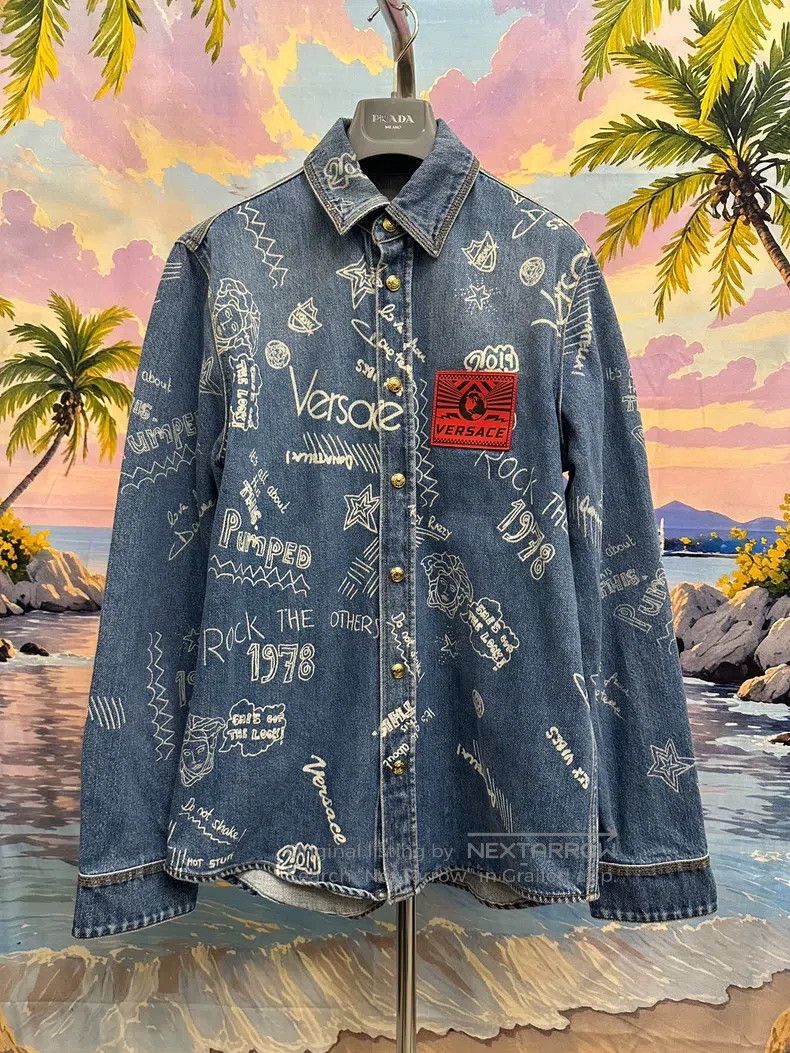 Versace Versace Shirt denim jacket Size US L / EU 52-54 / 3 - 1 Thumbnail