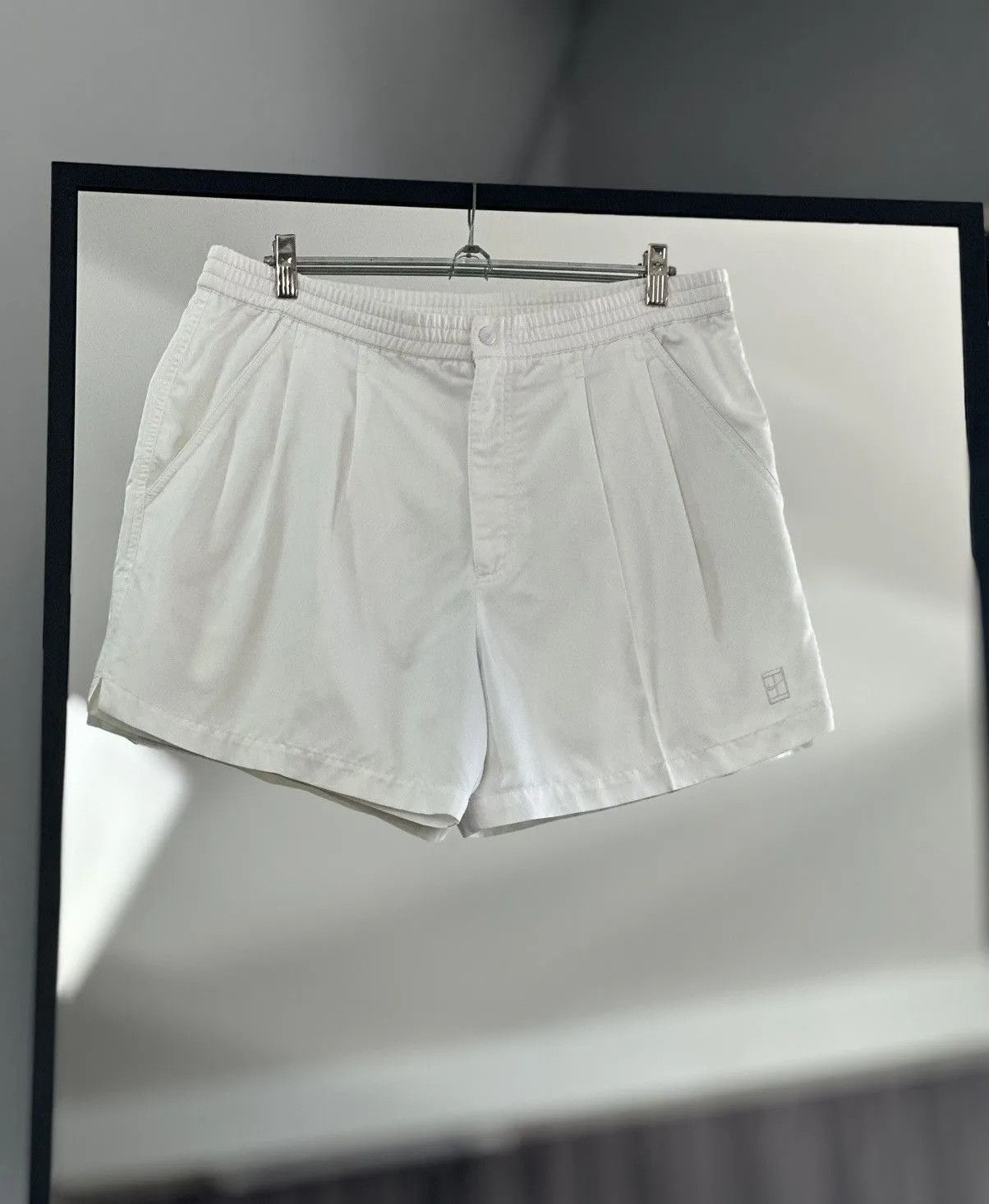 Nike Vintage Nike Shorts Court Swoosh Y2K white Federer Golf Size US 32 / EU 48 - 4 Thumbnail