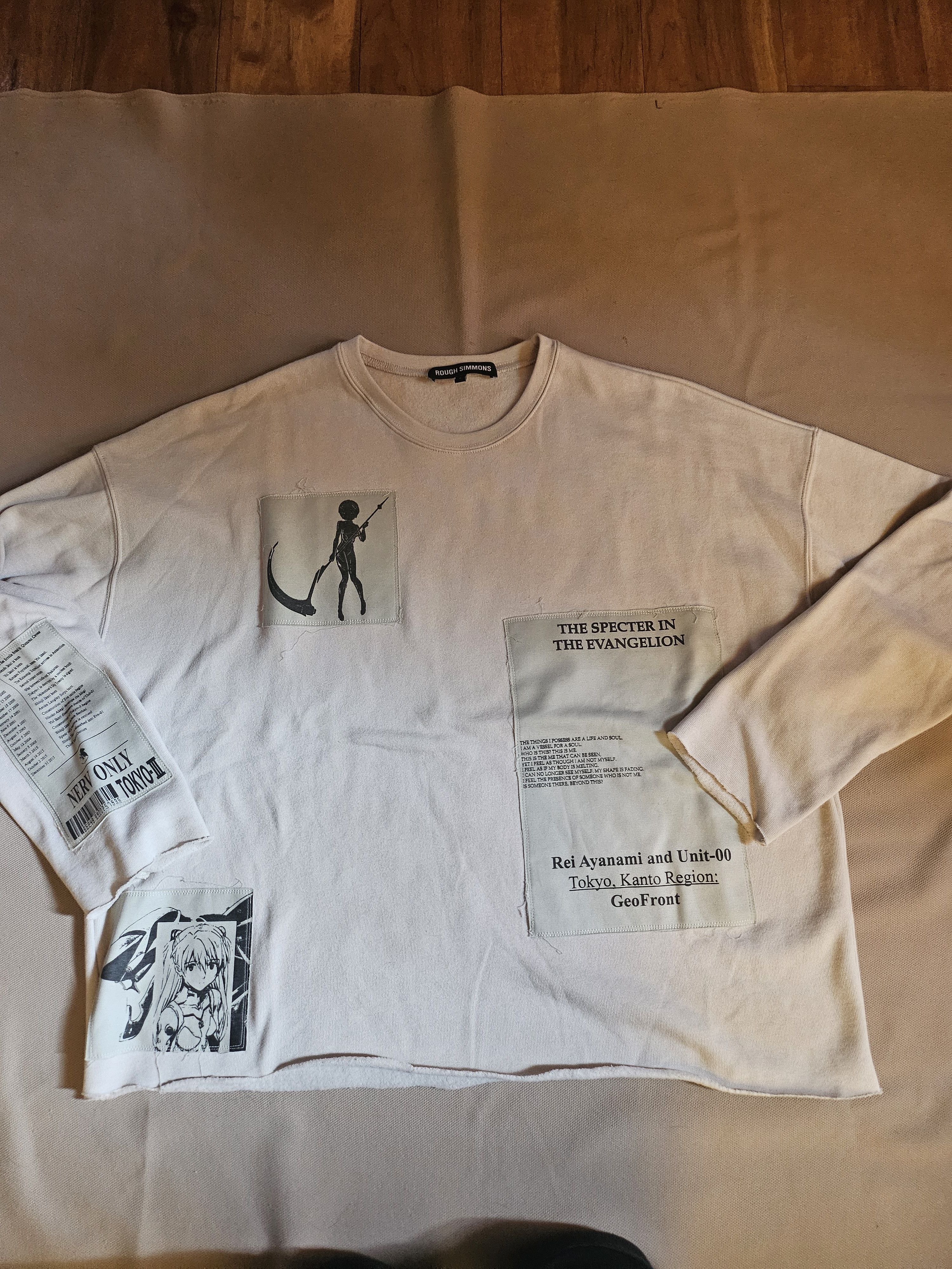 rough simmons raf simonsエヴァンゲリオンスウェットシャツ Rough Simmons Evangelion SS25 Capsule Info | Hypebeast