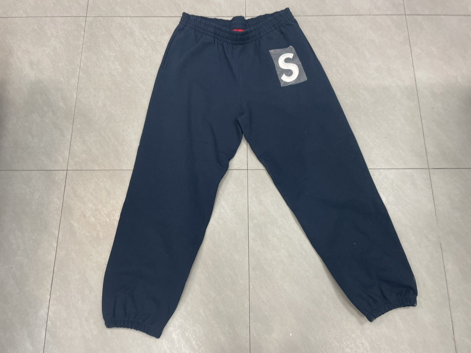 Supreme Supreme S Logo Sweatpants Navy X-Large Size US 36 / EU 52 - 1 Thumbnail