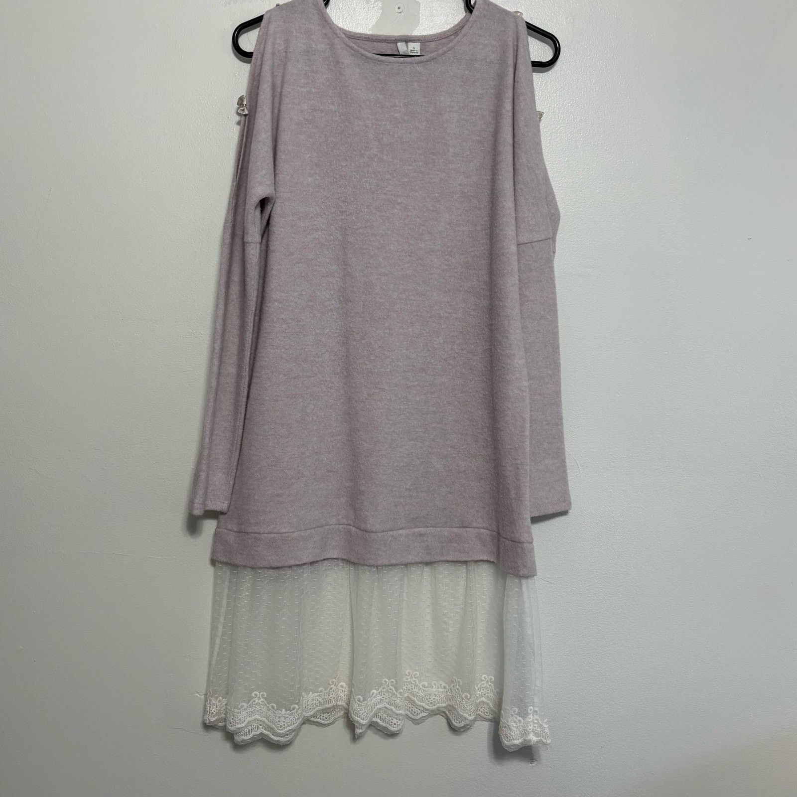 Other LC Lauren Conrad Soft Pink Cold Shoulder Tunic Sweater Sz S Size S / US 4 / IT 40 - 1 Thumbnail
