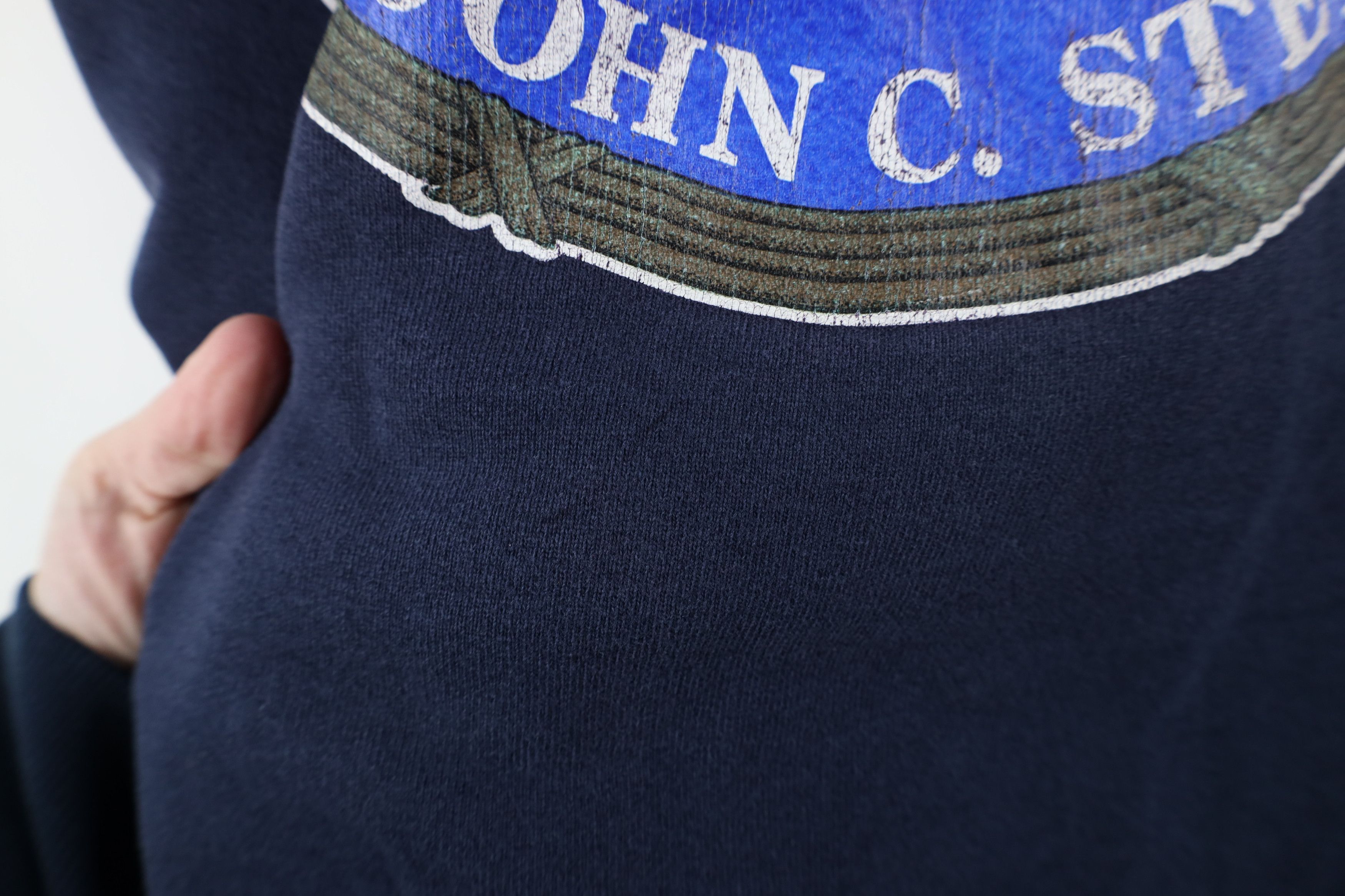 Vintage Vintage 90s John C Stennis CVN 74 War Ship Sweatshirt USA Size US L / EU 52-54 / 3 - 4 Thumbnail