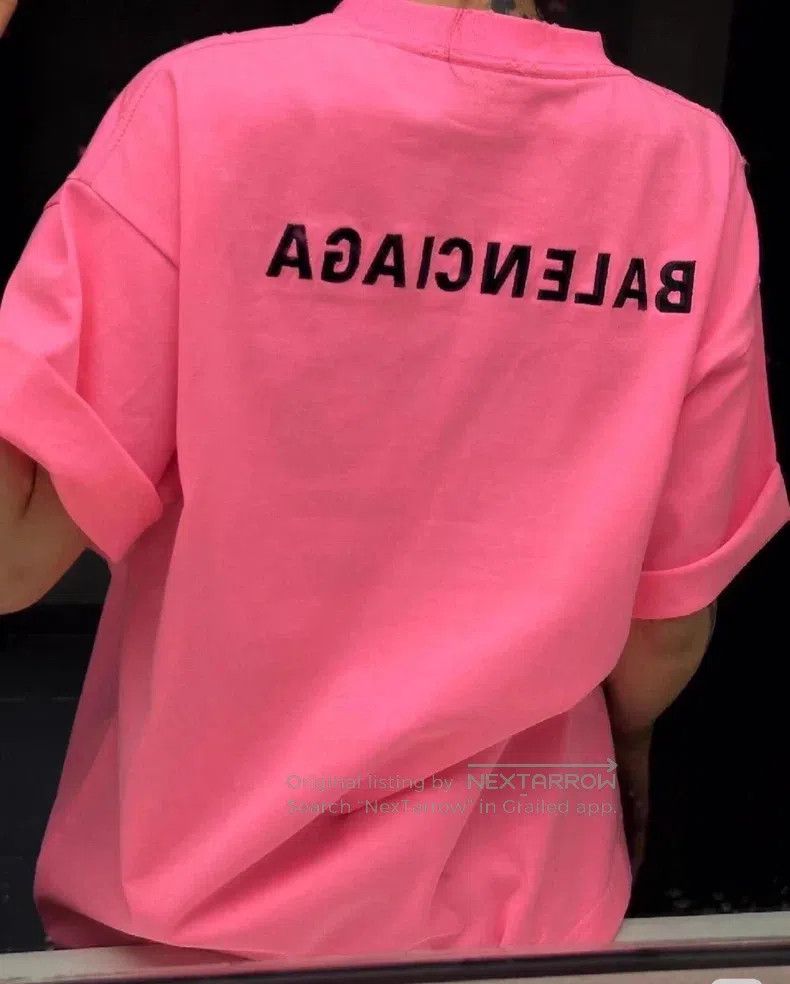 Balenciaga Balenciaga Pink short sleeve T-shirt Size US L / EU 52-54 / 3 - 8 Thumbnail