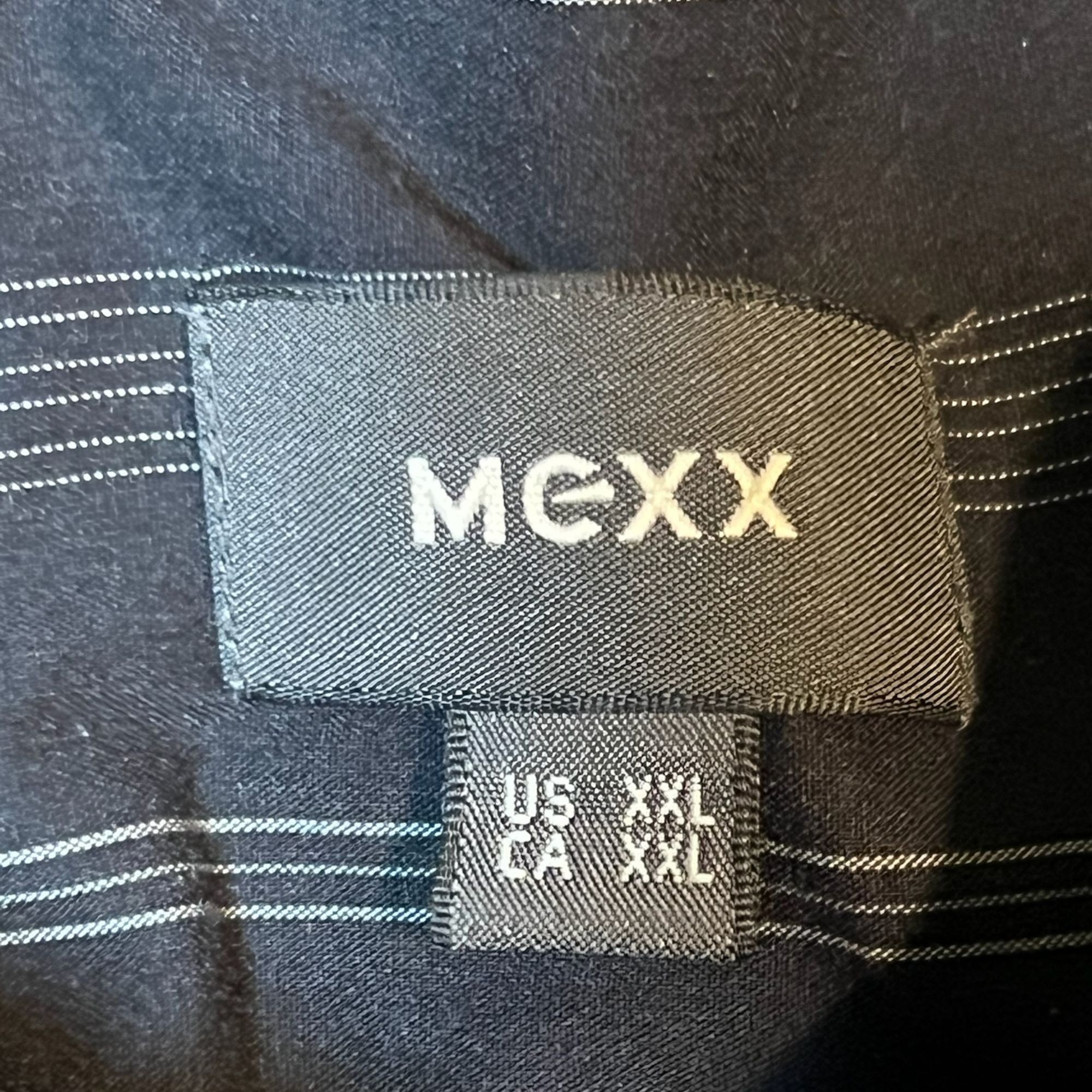 Mexx Mexx Mens Striped Button-Down Shirt XXL Navy & White Long Sl Size US XXL / EU 58 / 5 - 5 Thumbnail