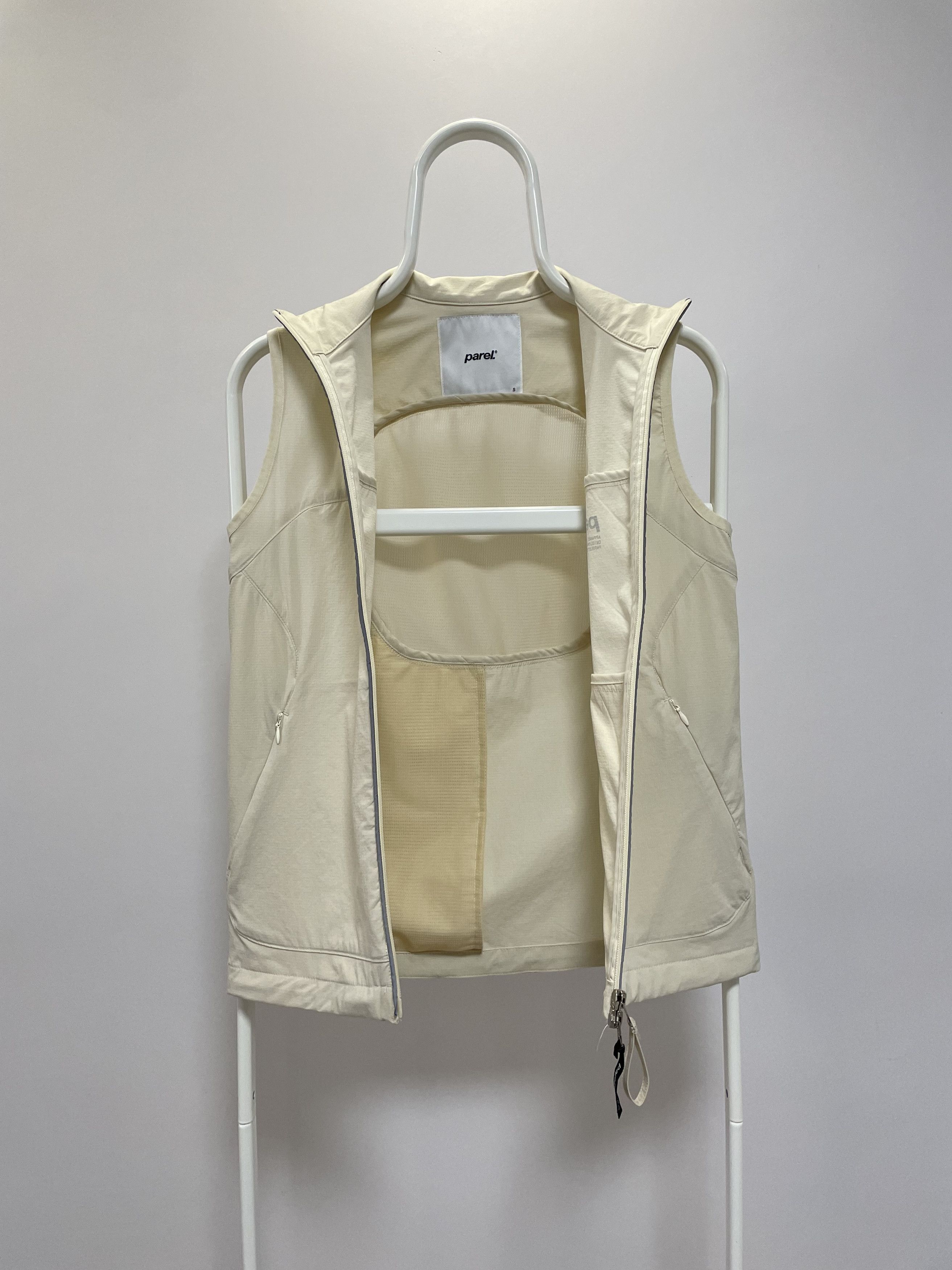 Other Parel STUDIOS Atlas Vest Gilet Jacket Waistcoat Gorpcore Size US S / EU 44-46 / 1 - 6 Thumbnail