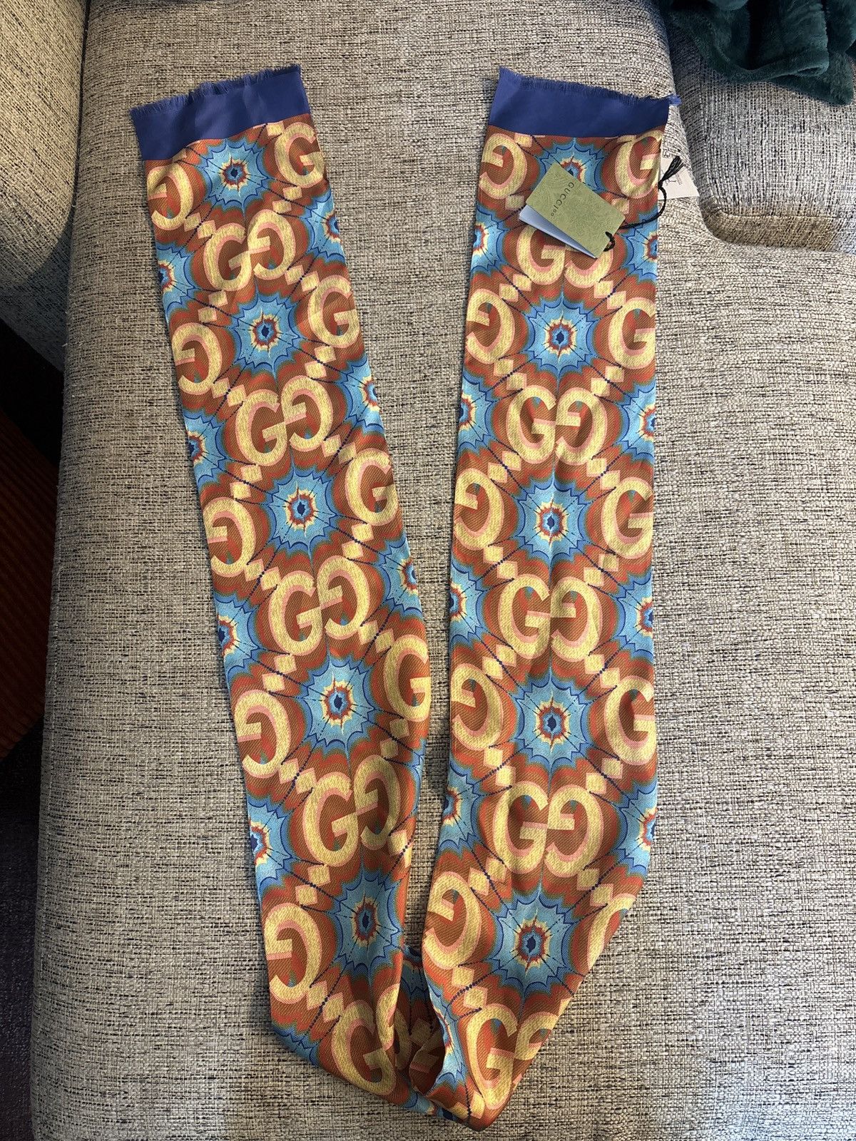 Gucci Gucci 100 scarf Size ONE SIZE - 2 Thumbnail