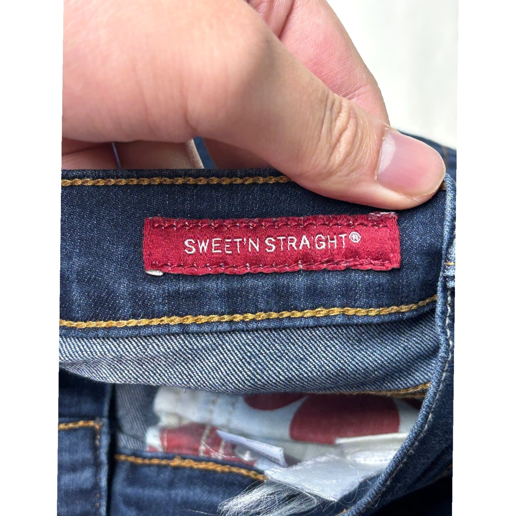 Lucky Brand Lucky Brand Sweet Straight Jeans Dark Wash 4/27 W30 L29 Women 5-Pocket Denim Straight Leg Jeans Size 27" / US 4 / IT 40 - 6 Thumbnail
