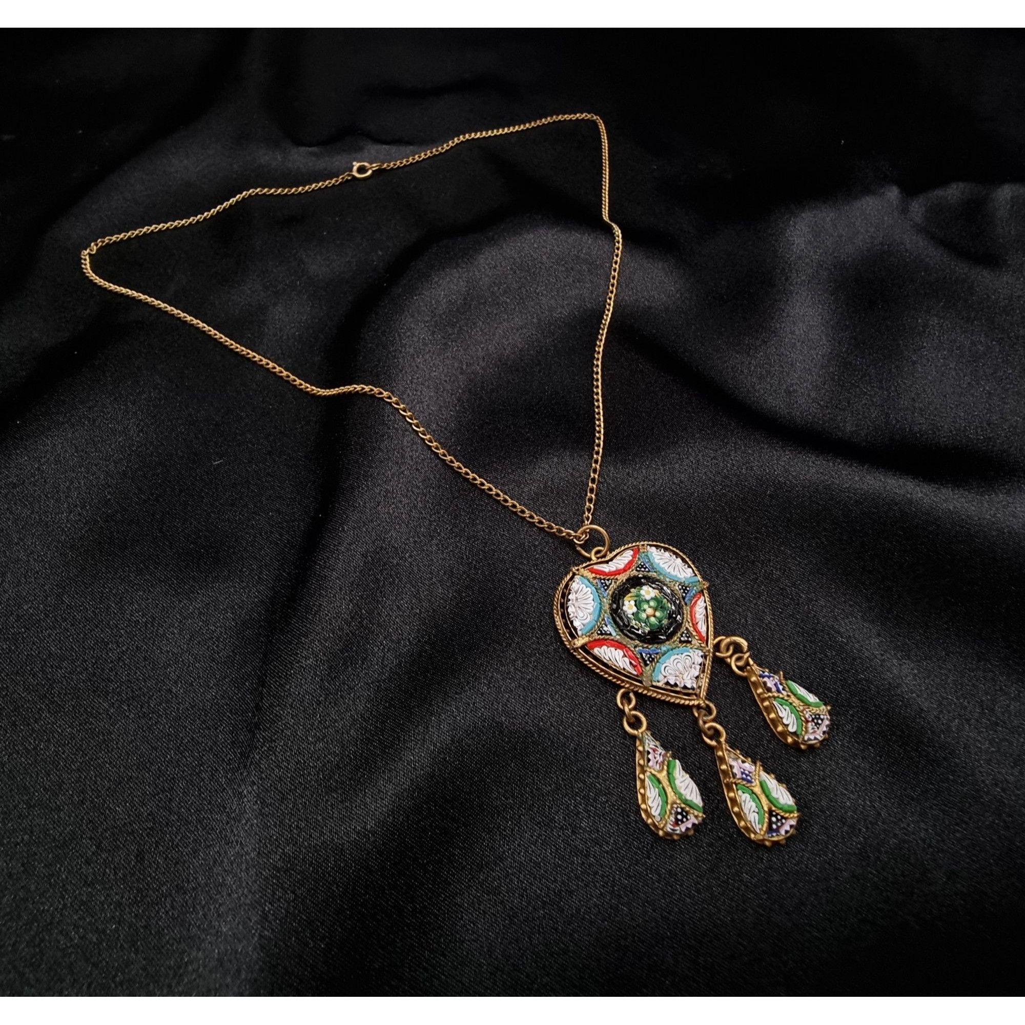 Vintage Rare Find Vintage 1930s-1950s Italian Gold Tone Necklace W/ Size ONE SIZE - 3 Thumbnail