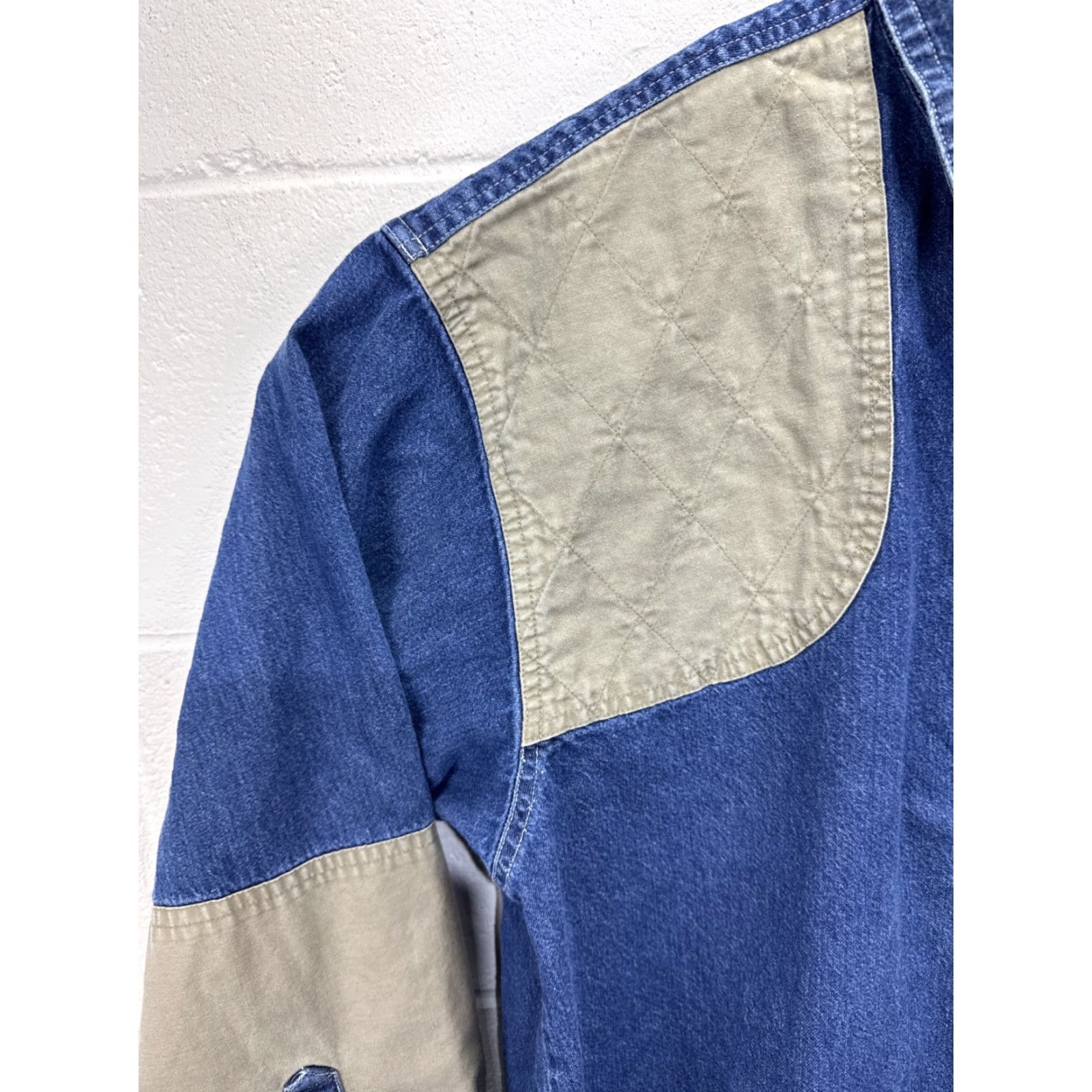 Denime Columbia Men's Button-Up Shirt M Blue Denim Outdoor Hunting Long Sleeve Patches 90s Size US M / EU 48-50 / 2 - 4 Thumbnail