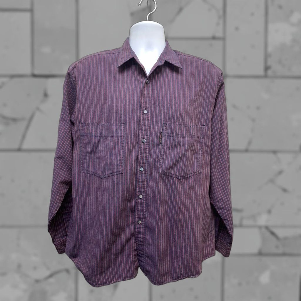 Levi's VINTAGE Levi's Silver Label Button-Down Shirt Mens L Red Polyester Blend Size US L / EU 52-54 / 3 - 1 Thumbnail