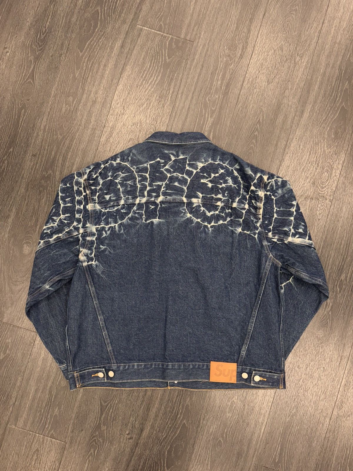 Supreme Supreme Shibori Denim Trucker Jacket (Indigo) Size US XL / EU 56 / 4 - 2 Thumbnail