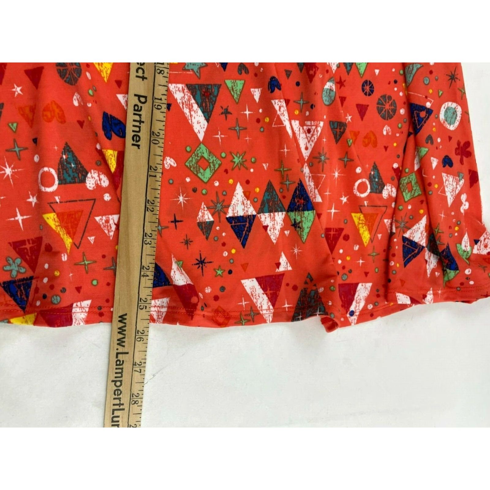 Vintage LuLaRoe Skirt Women's Size S Red Geometric A-Line Pull On Knee Length Casual Party/Cocktail Mens? Womens Size 28" / US 6 / IT 42 - 4 Thumbnail