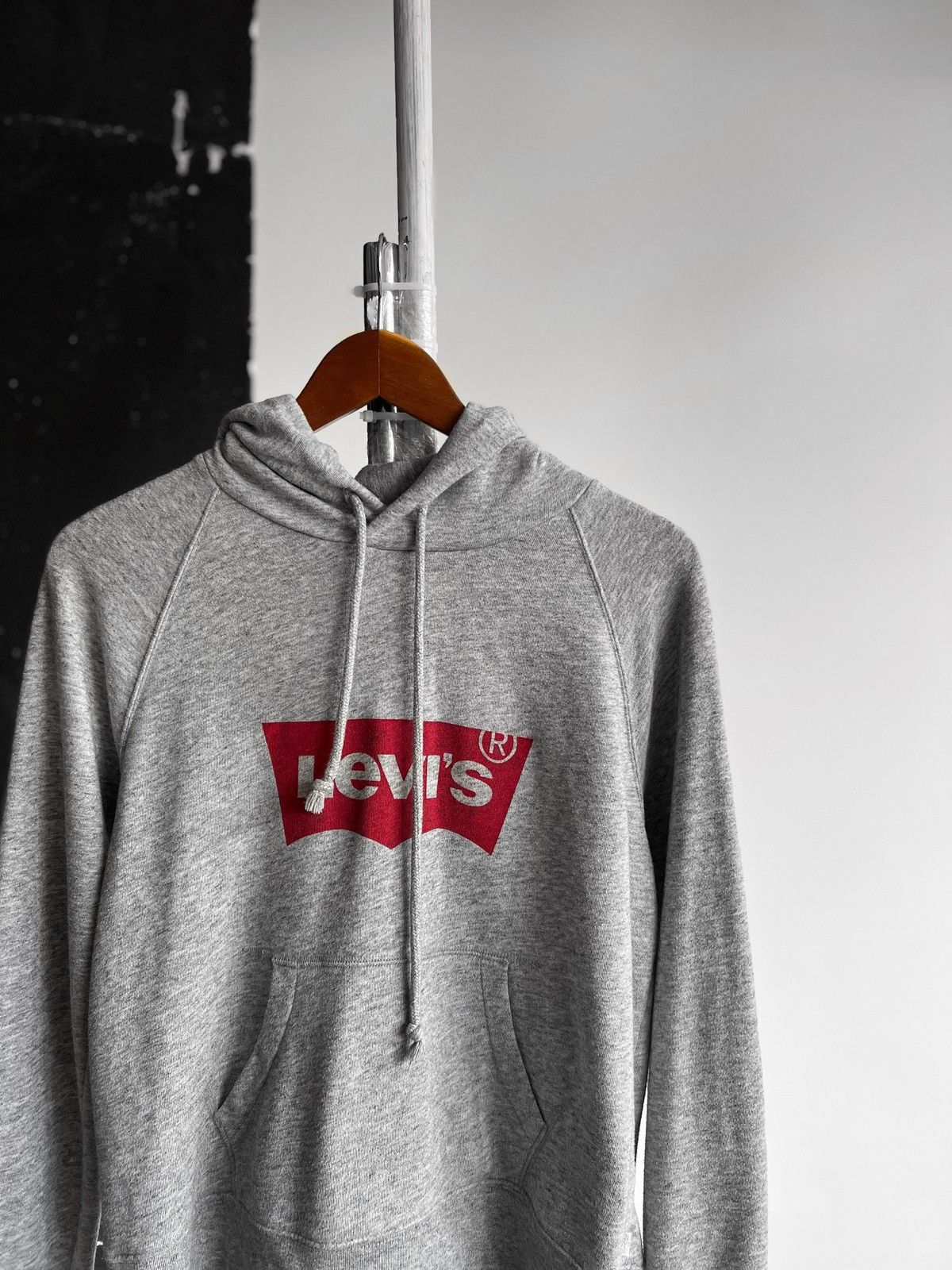Designer × Levi's Levis Womens Gray Long Sleeve Hoodie Center Logo Size M / US 6-8 / IT 42-44 - 2 Thumbnail