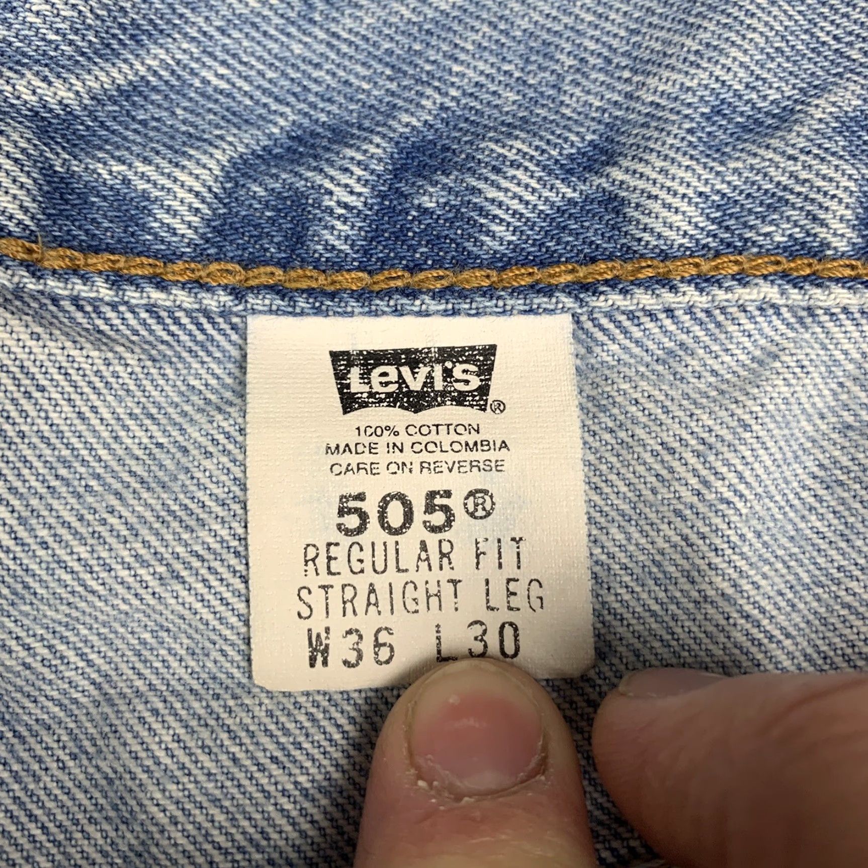 Levi's VINTAGE Levi's 505 Jeans Regular Fit Straight Leg 36 Adult Blue Denim 90s Mens Size US 36 / EU 52 - 5 Thumbnail