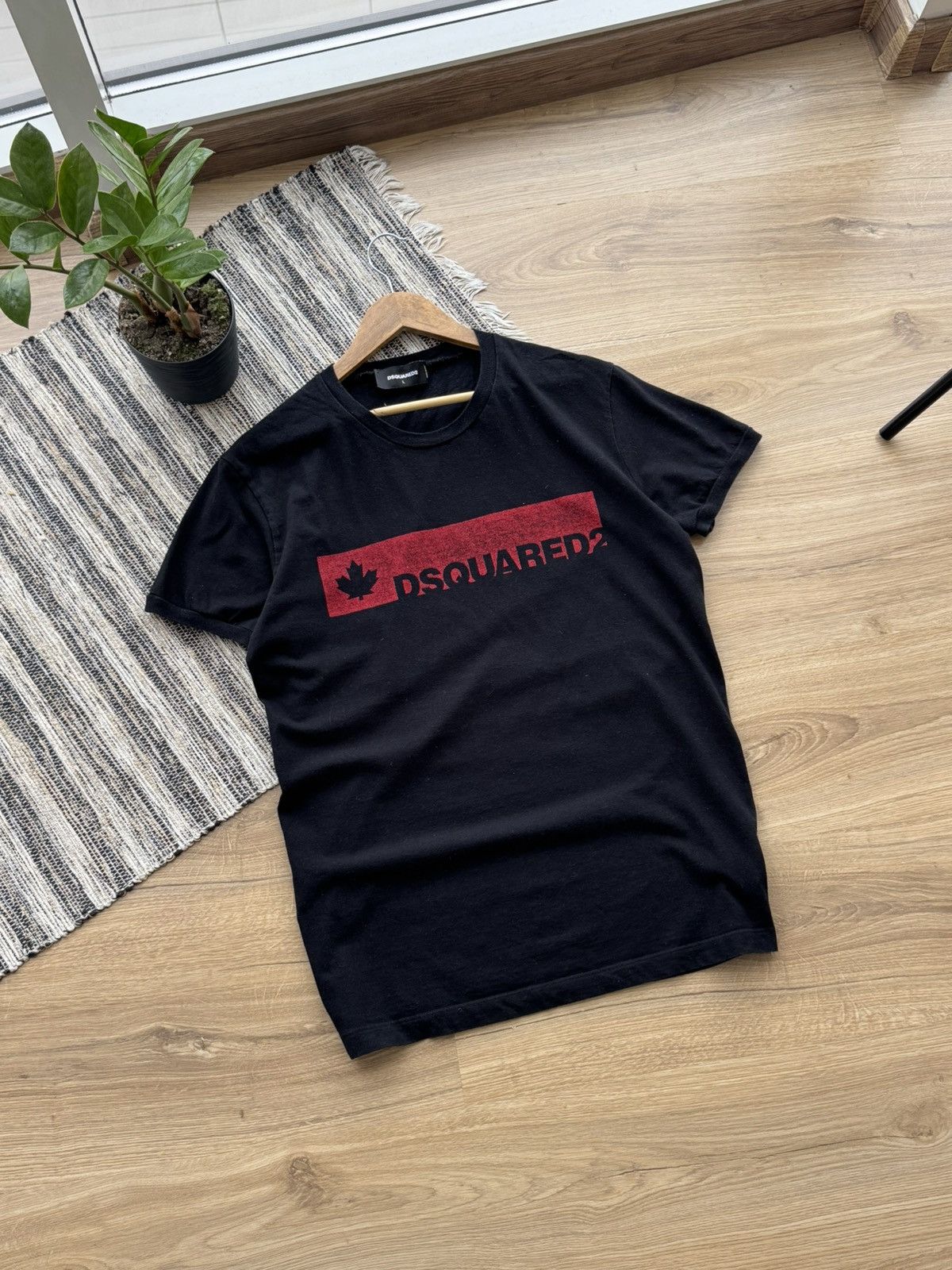 Dsquared2 DSQUARED2 VINTAGE CLASSIC LOGO BLACK T SHIRT SIZE L Size US L / EU 52-54 / 3 - 4 Thumbnail