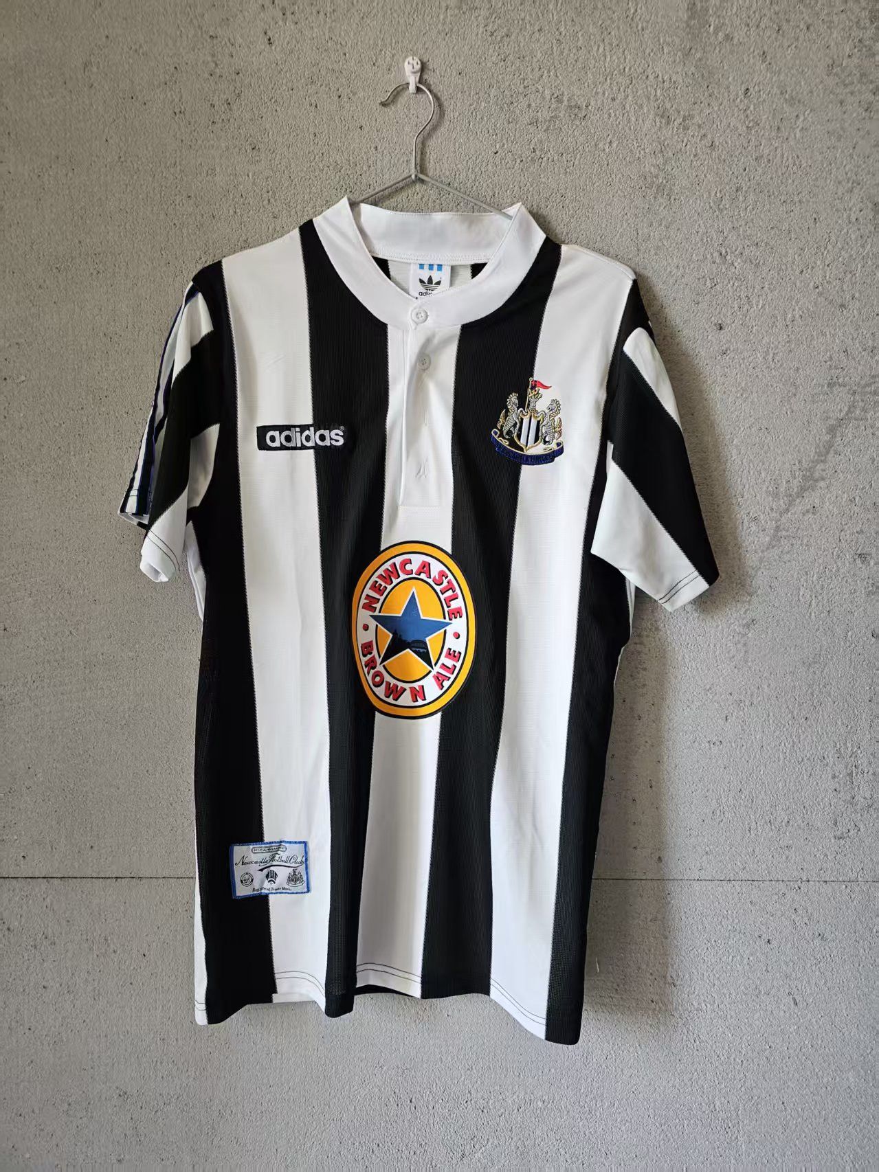 Other 1995 1997 Newcastle Jersey Size US S / EU 44-46 / 1 - 1 Thumbnail