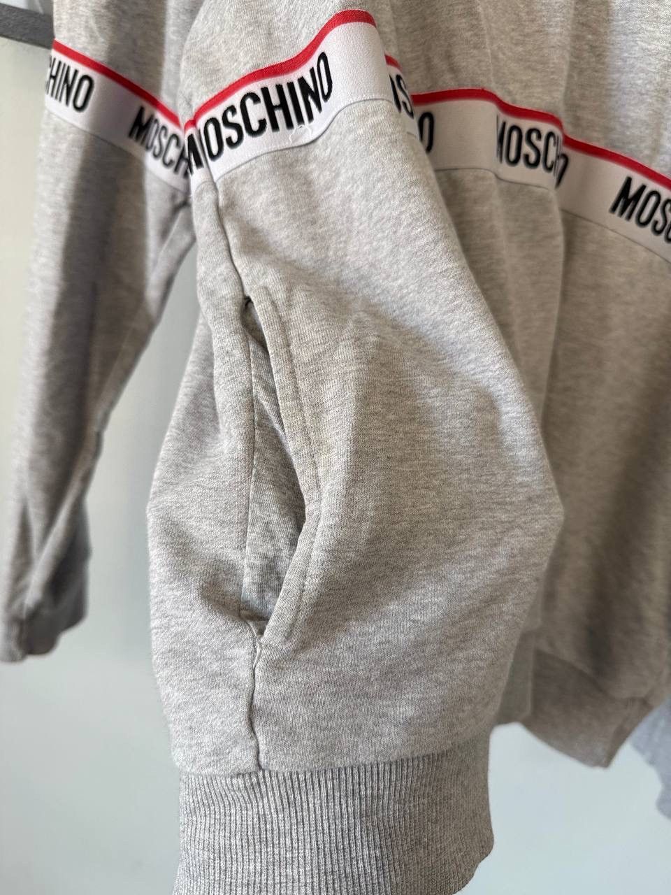 Moschino Vintage luxury Designer Moschino hoodie multi logo Size US L / EU 52-54 / 3 - 11 Thumbnail