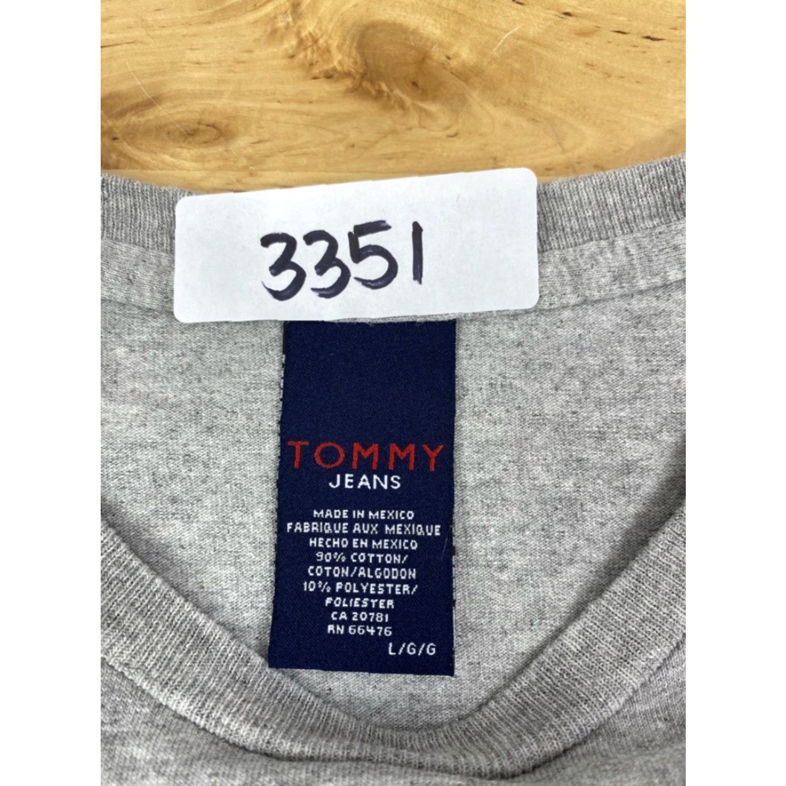 Tommy Hilfiger Tommy Hilfiger Jeans Graphic T Shirt L Gray Cotton Blend #3351 Size US L / EU 52-54 / 3 - 2 Thumbnail