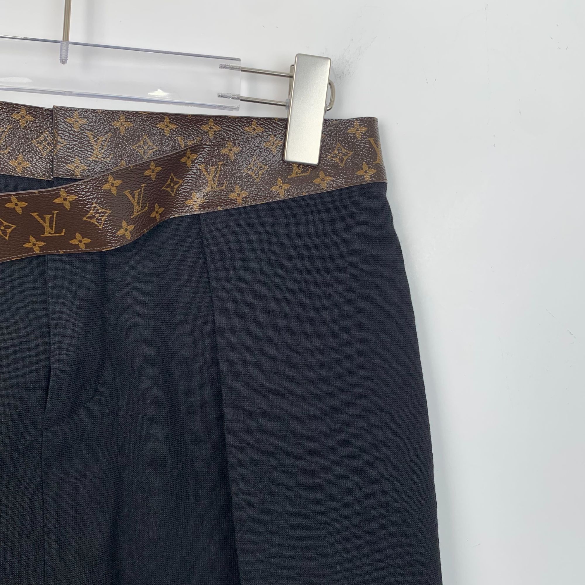Louis Vuitton Louis Vuitton Black Logo Monogram Belted Linen Casual Skirt Size 38" / US 16 / IT 52 - 9 Thumbnail