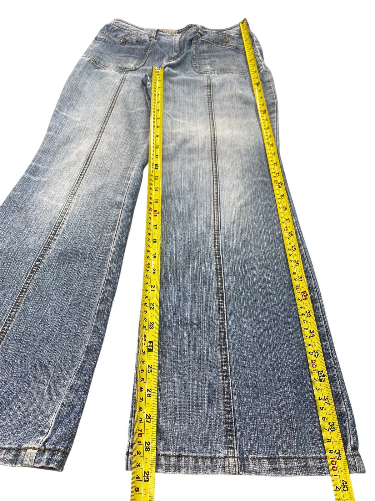 Japanese Brand Japanese Brand Blue Wash Arrow Line Style Flare Jeans Size US 28 / EU 44 - 12 Thumbnail