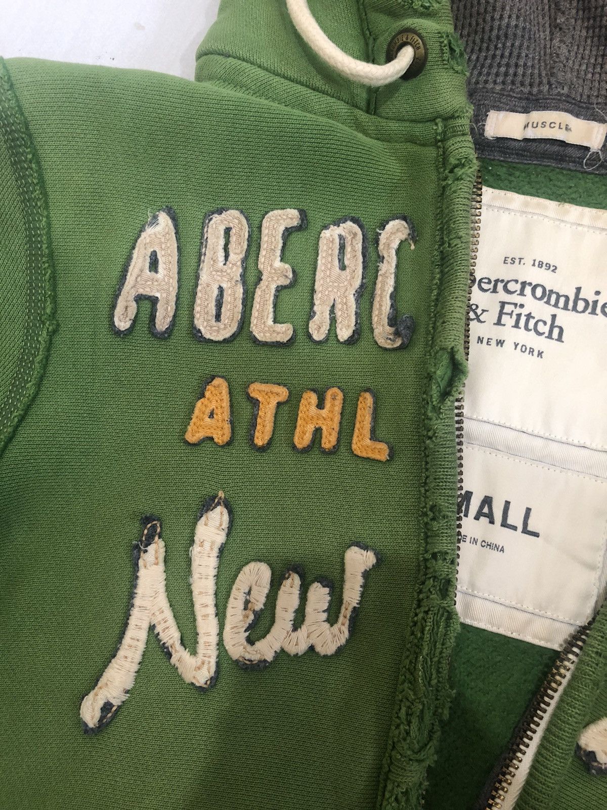 Abercrombie & Fitch × Japanese Brand × Vintage Vintage Abercrombie & Fitch New York zip heavy Hoodie Size US S / EU 44-46 / 1 - 9 Thumbnail