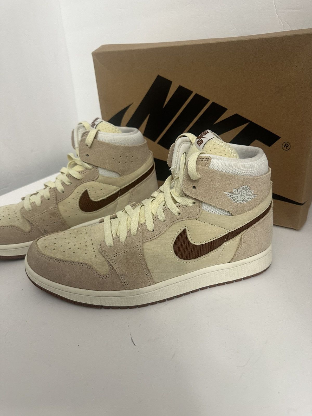 Nike Air Jordan 1 Zoom Comfort 2 High Legend Coffee Size 11 Shoes in Beige, Men's