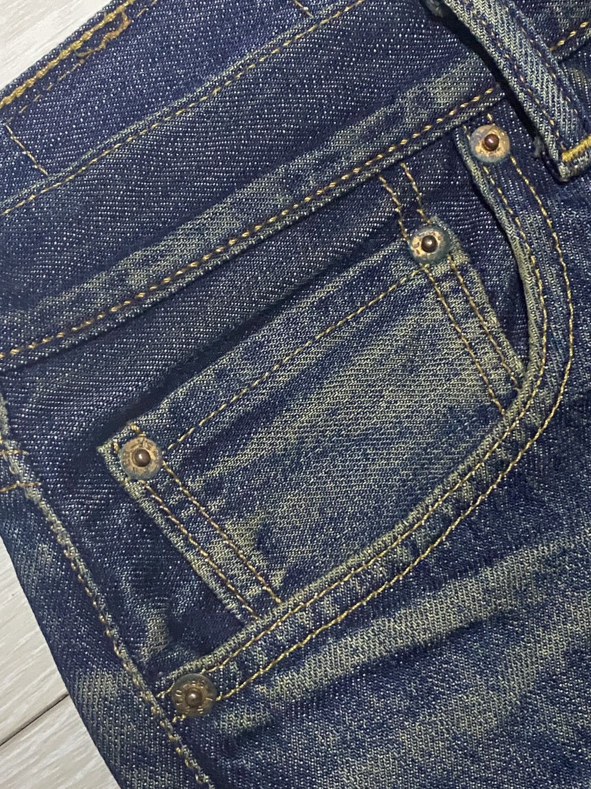 Levi's Vintage Levis 501 Y2K Faded Mud Wash Distressed Jeans Size US 32 / EU 48 - 7 Thumbnail