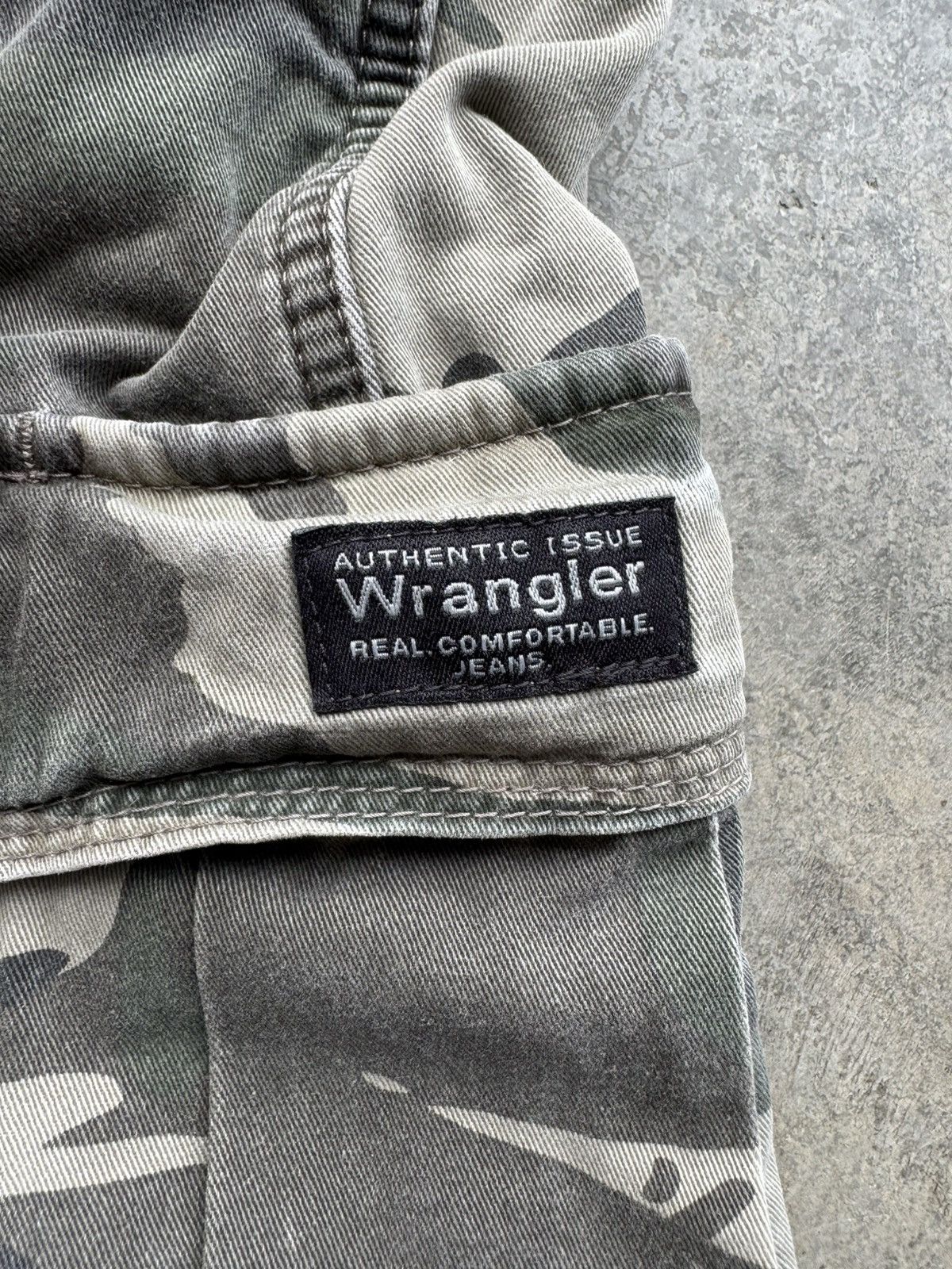 Vintage × Wrangler Vintage Wrangler Camo Fleece Lined Pants Size US 38 / EU 54 - 3 Thumbnail