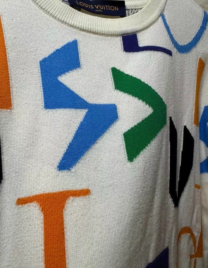 Louis Vuitton Louis Vuitton Round Neck Knit Short Sleeve 2503-Nextarrow Size US M / EU 48-50 / 2 - 3 Thumbnail