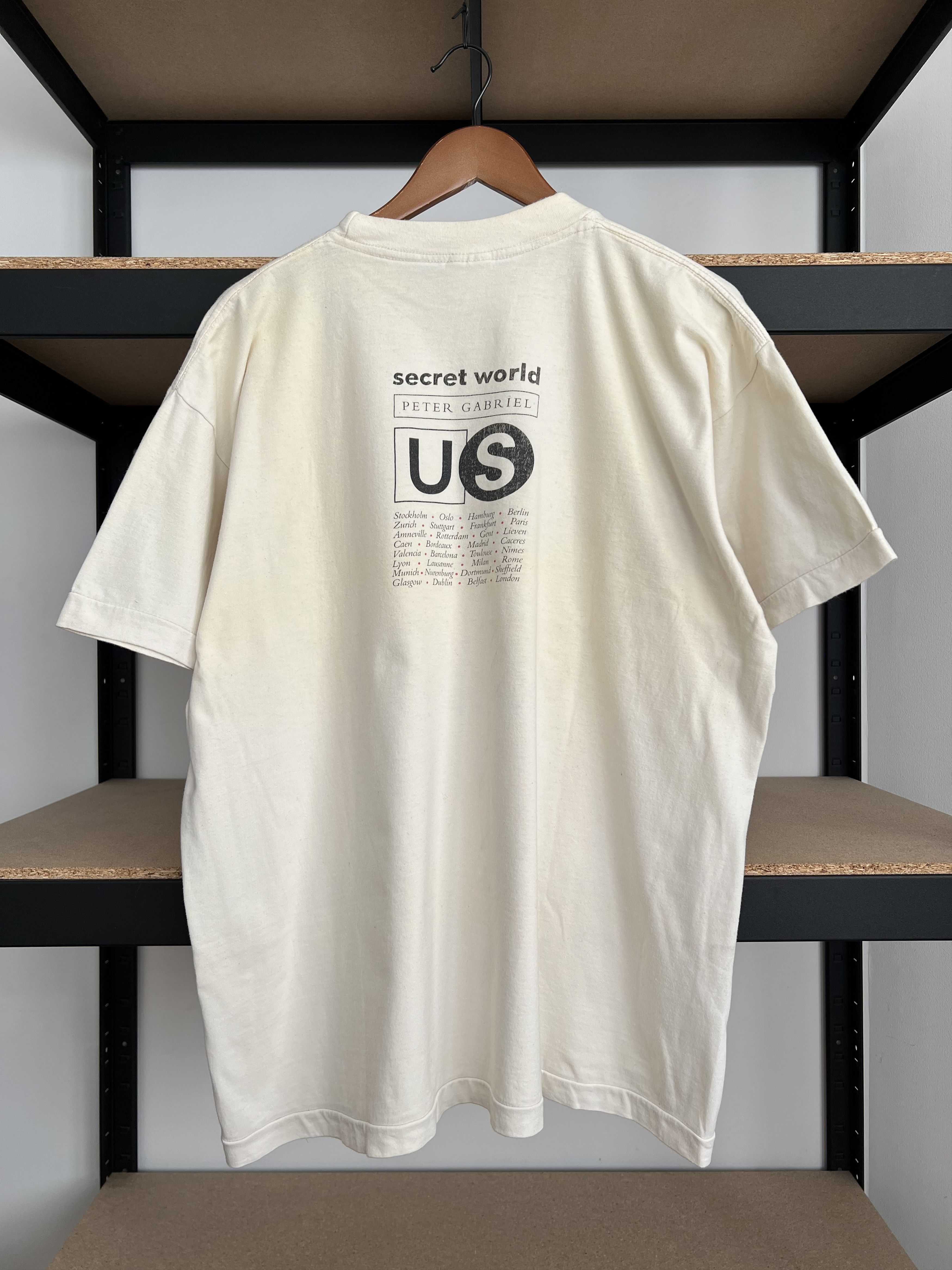 Band Tees Vintage 1992 Peter Gabriel Blood of Eden Art White T-shirt Size US XL / EU 56 / 4 - 2 Thumbnail