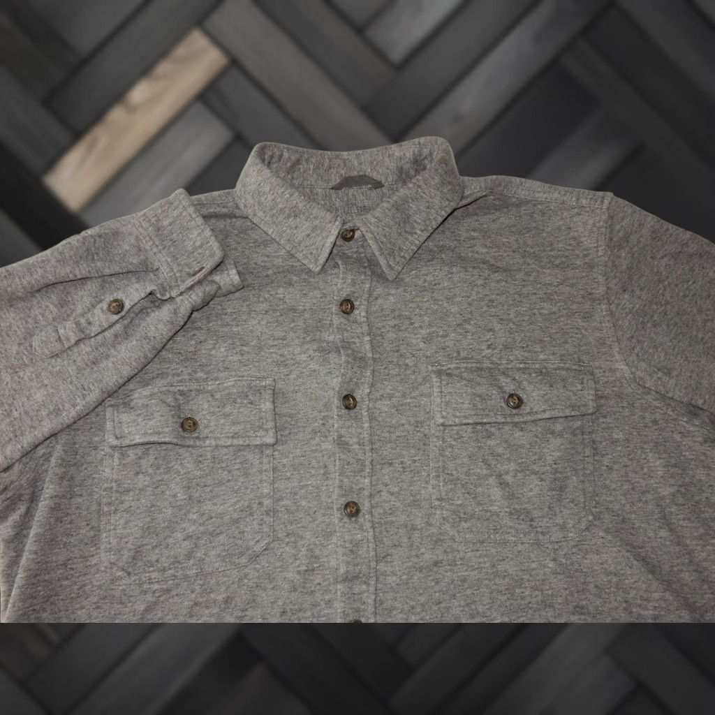 Vintage L.L. Bean Men's Button-Up Shirt XL Plaid Gray Long Sleeve Button Front Regular Fit Mens Size US XL / EU 56 / 4 - 1 Thumbnail