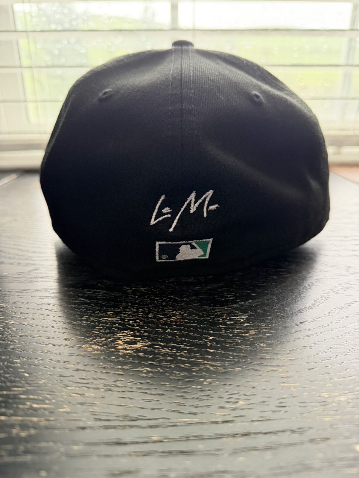 New Era Seattle Mariners 40th anniversary Fitted w/crystals 7-1/4 Size ONE SIZE - 5 Thumbnail