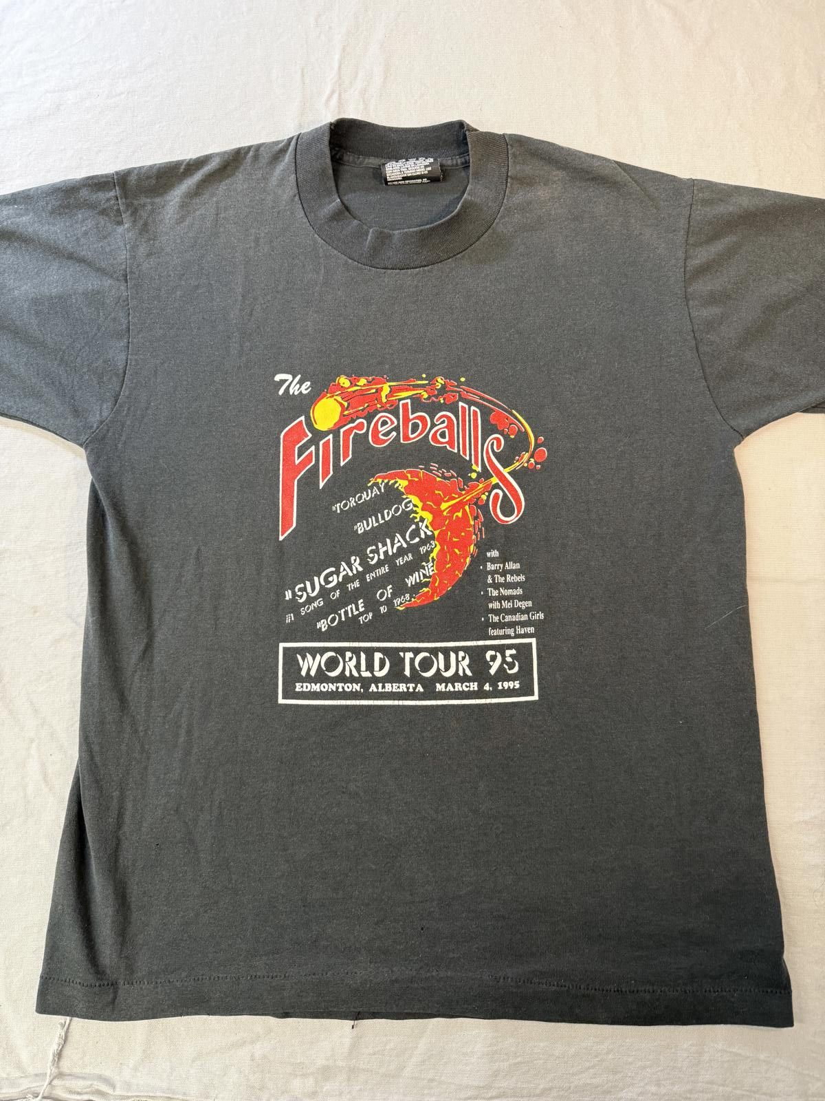 Fruit Of The Loom VTG The Fireballs Band T-shirt World Tour 1995 Tee - L Size US L / EU 52-54 / 3 - 1 Thumbnail