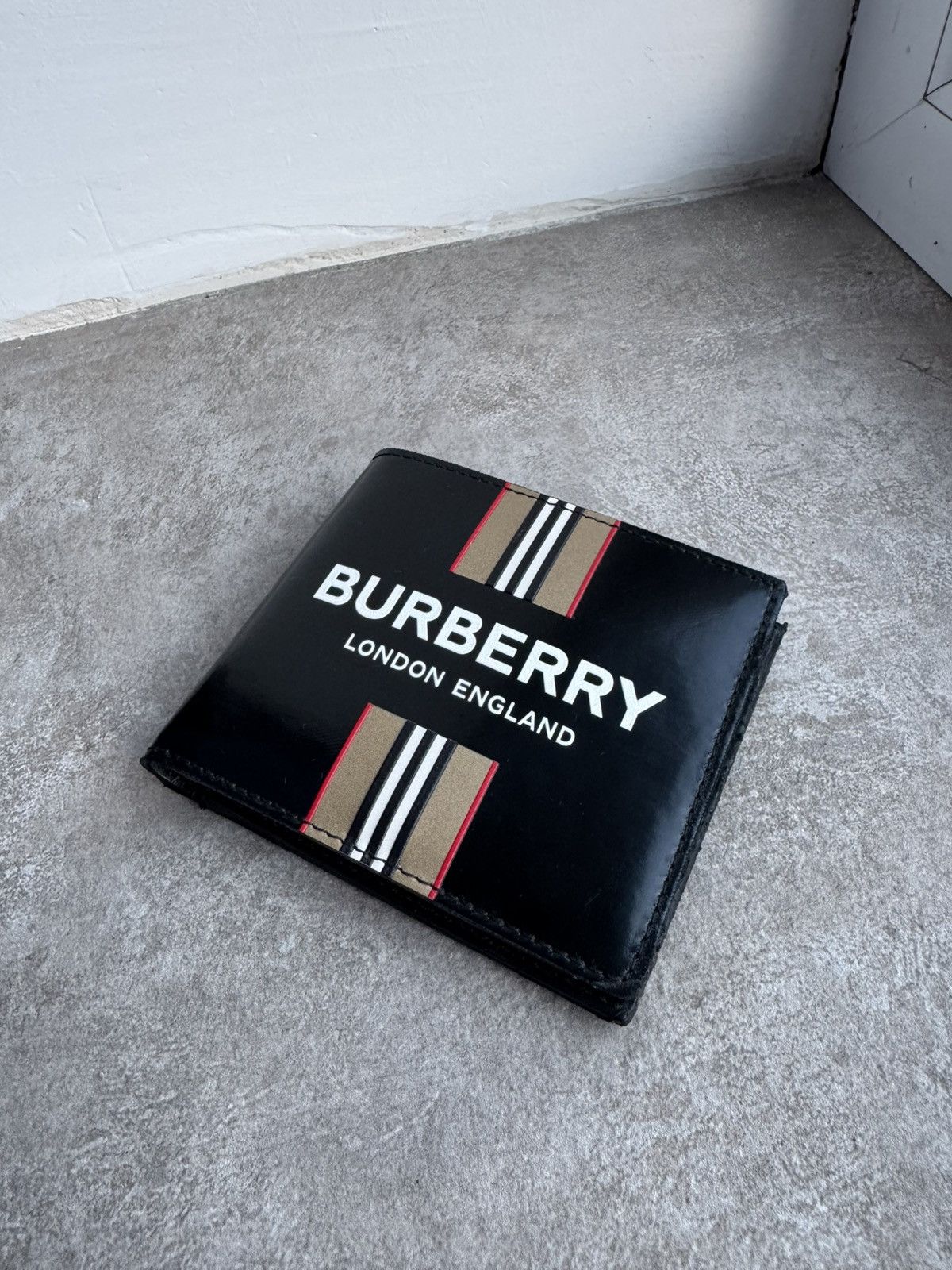 Burberry Burberry Canvas Logo Printed Wallet Size ONE SIZE - 2 Thumbnail