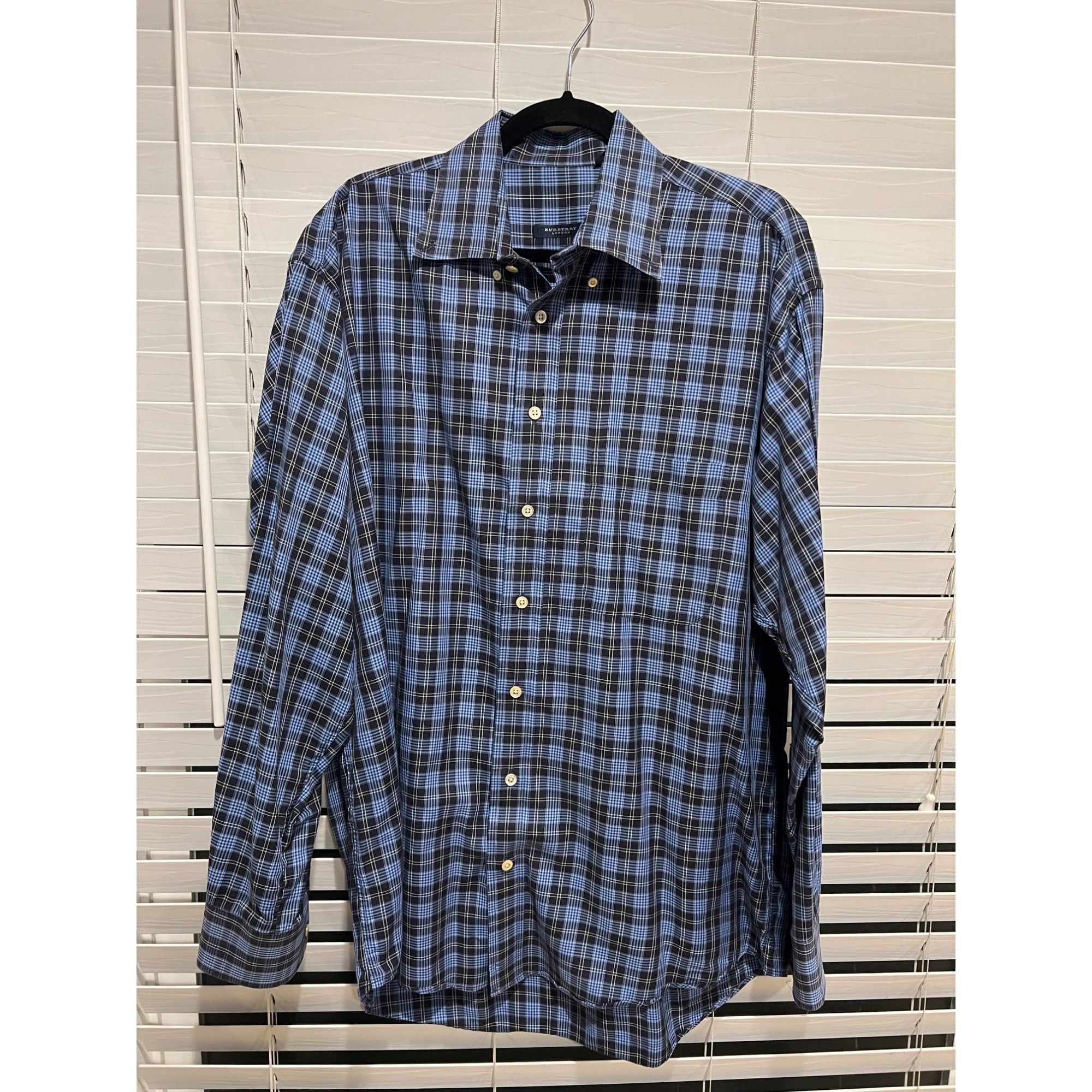 Burberry Burberry London Long Sleeve Button Up Shirt - Size L Size US L / EU 52-54 / 3 - 1 Thumbnail