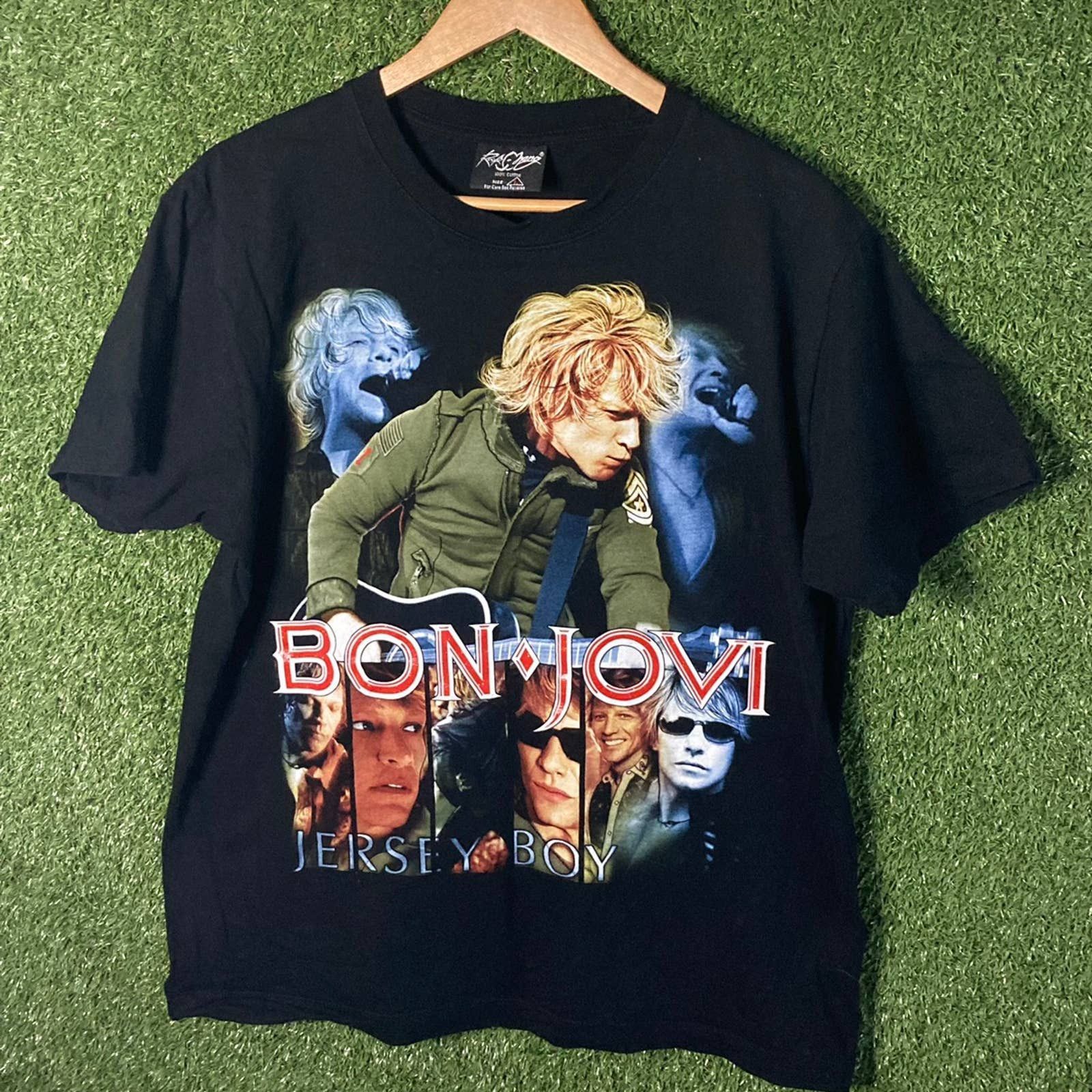 Band Tees 2000’s Bon Jovi SS Graphic T-shirt Black Medium Size US M / EU 48-50 / 2 - 1 Thumbnail
