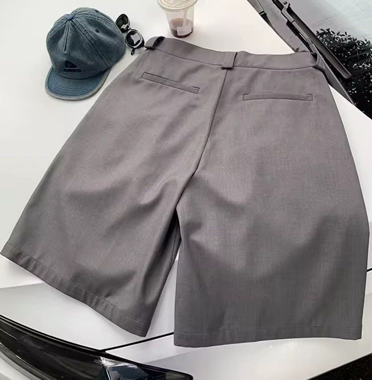 Japanese Brand Loose Casual Soft Grey Pleated Shorts Size US 33 - 3 Thumbnail