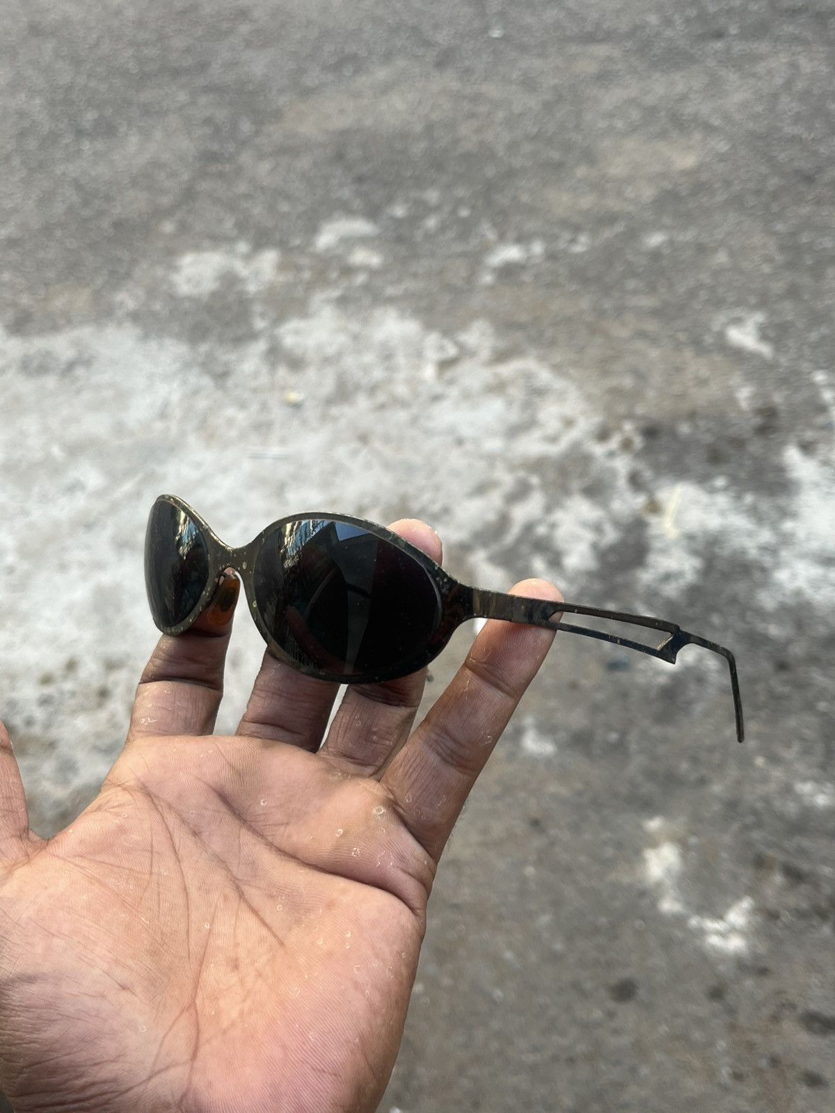 Japanese Brand Vintage 80s Avant-Garde Oval Sunglasses — Metal Frame. Size ONE SIZE - 15 Thumbnail