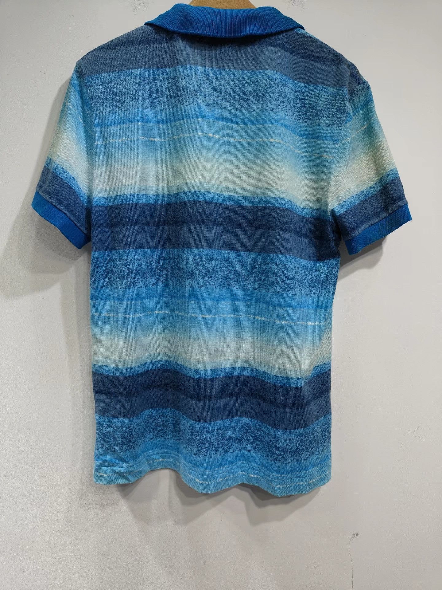 Lacoste LACOSTE Men's Blue Short Sleeve Top K29 Size US XL / EU 56 / 4 - 2 Thumbnail