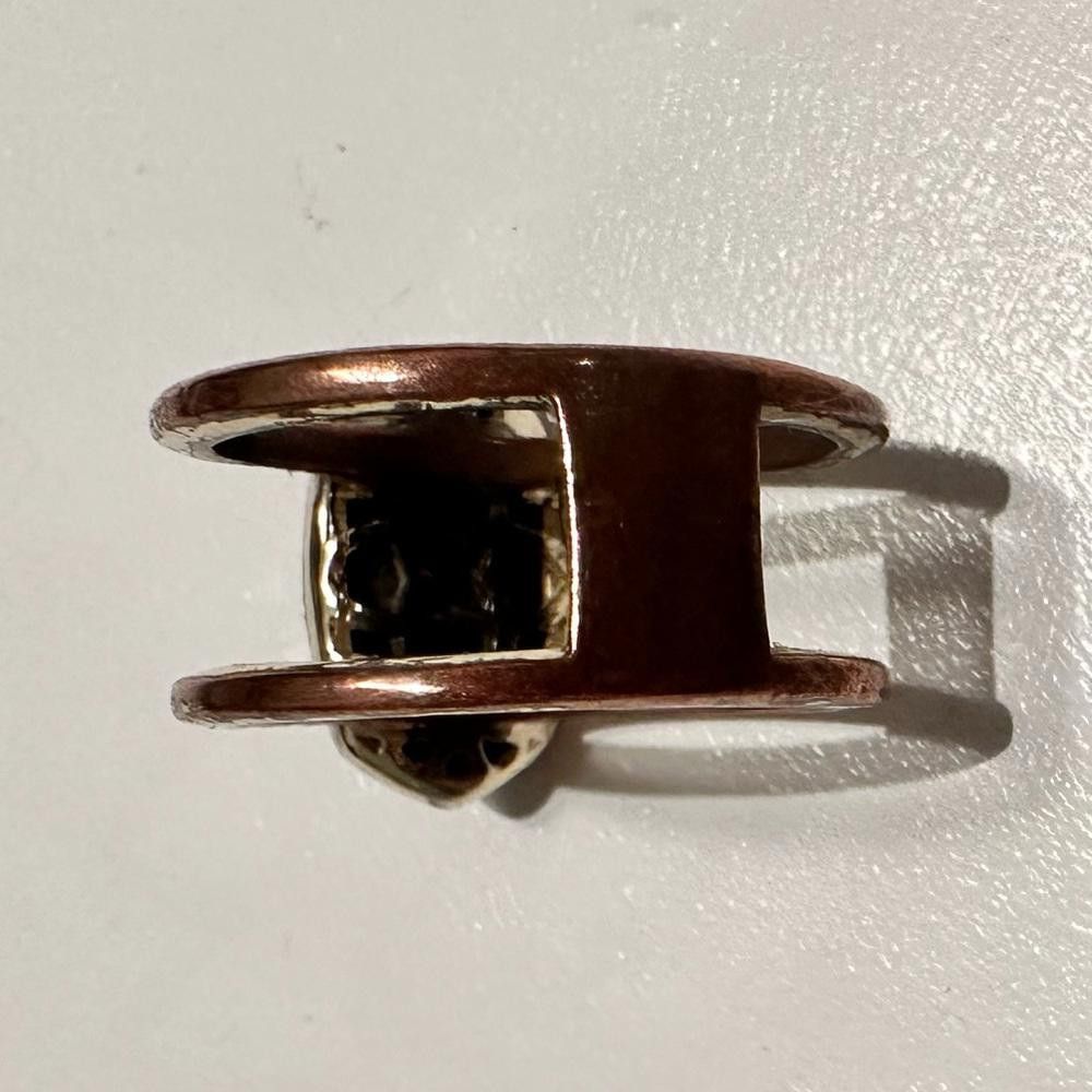 Designer Kendra Scott Elyse Gold Ring in Gold Pyrite Size 9 Size ONE SIZE - 8 Thumbnail
