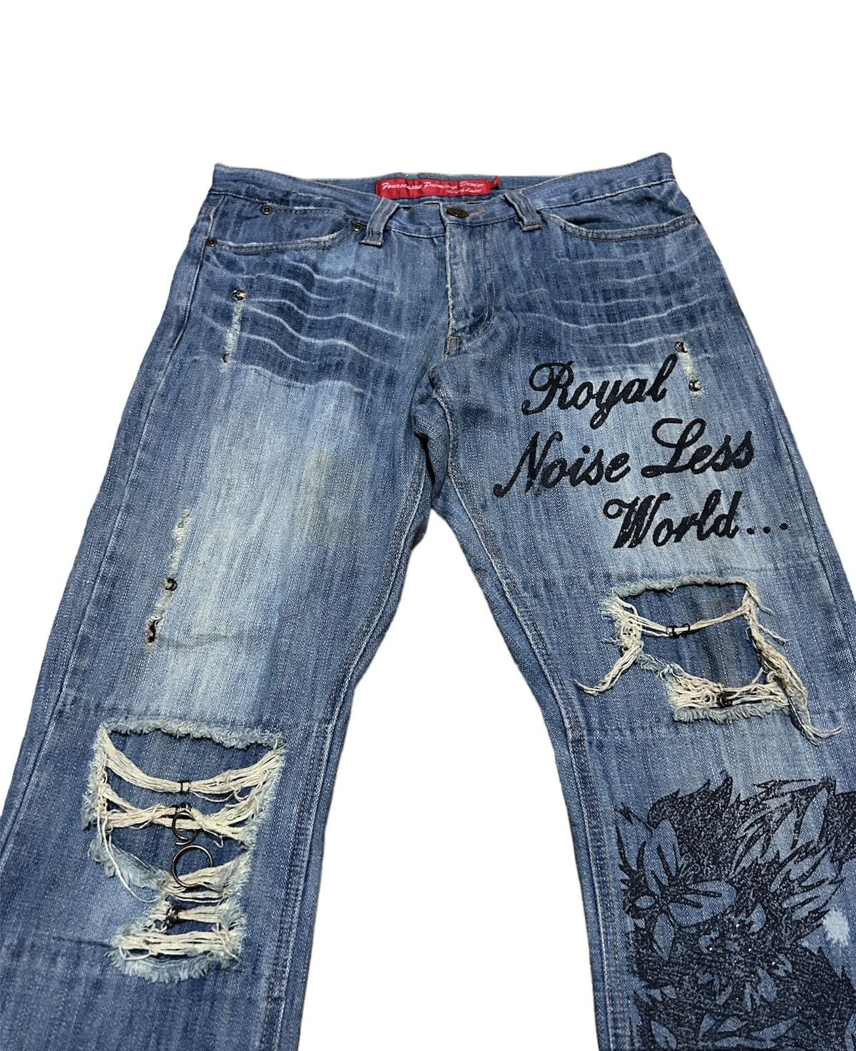 If Six Was Nine × Japanese Brand 💥 FOURSEASON DIRTY JEWEL DISTRESSED JEANS🔥🔥 Size US 32 / EU 48 - 2 Thumbnail