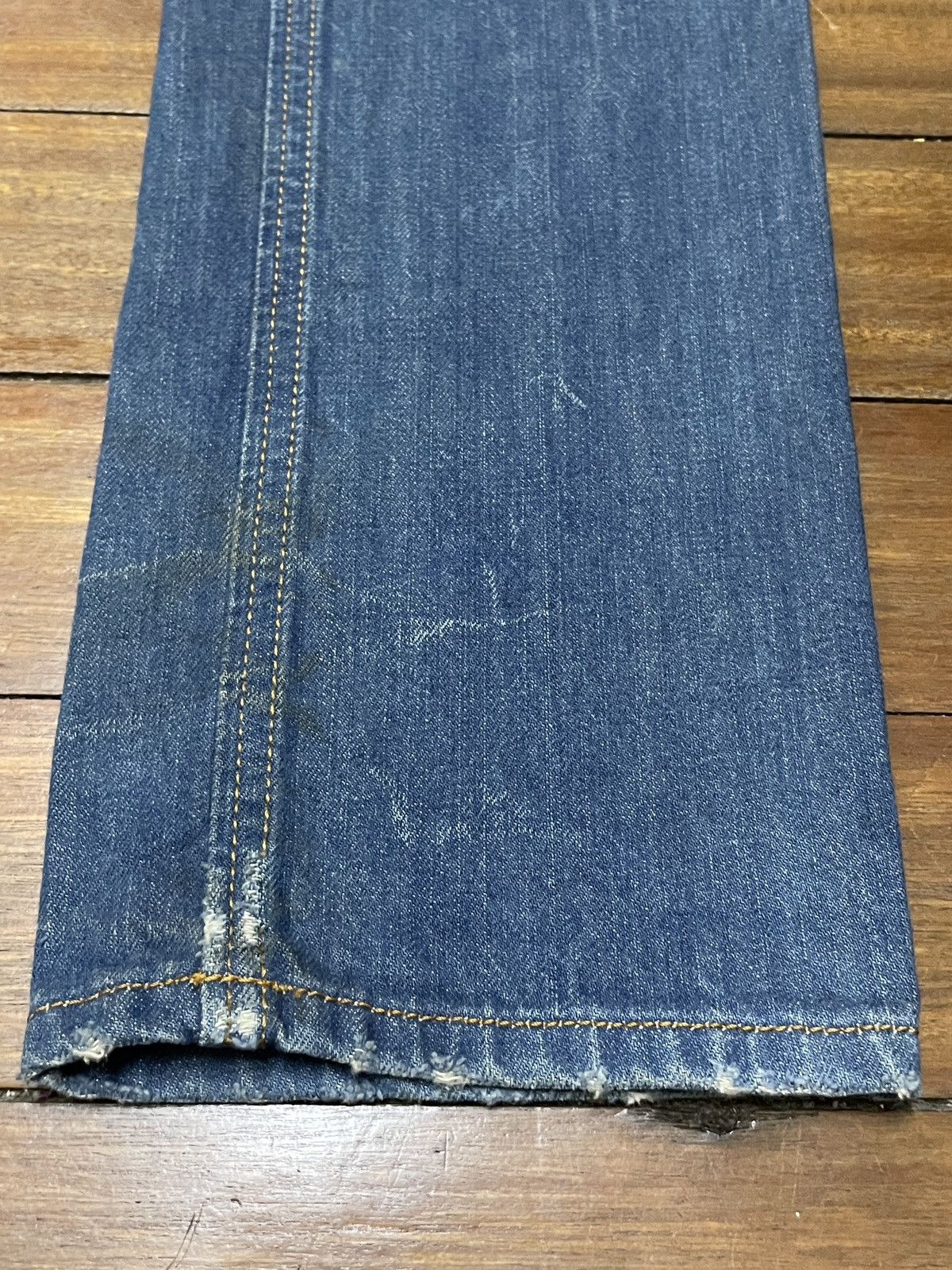 Diesel × Vintage Very Rare Design Vintage Brand Diesel Distressed Jeans 1990s Size US 29 - 6 Thumbnail