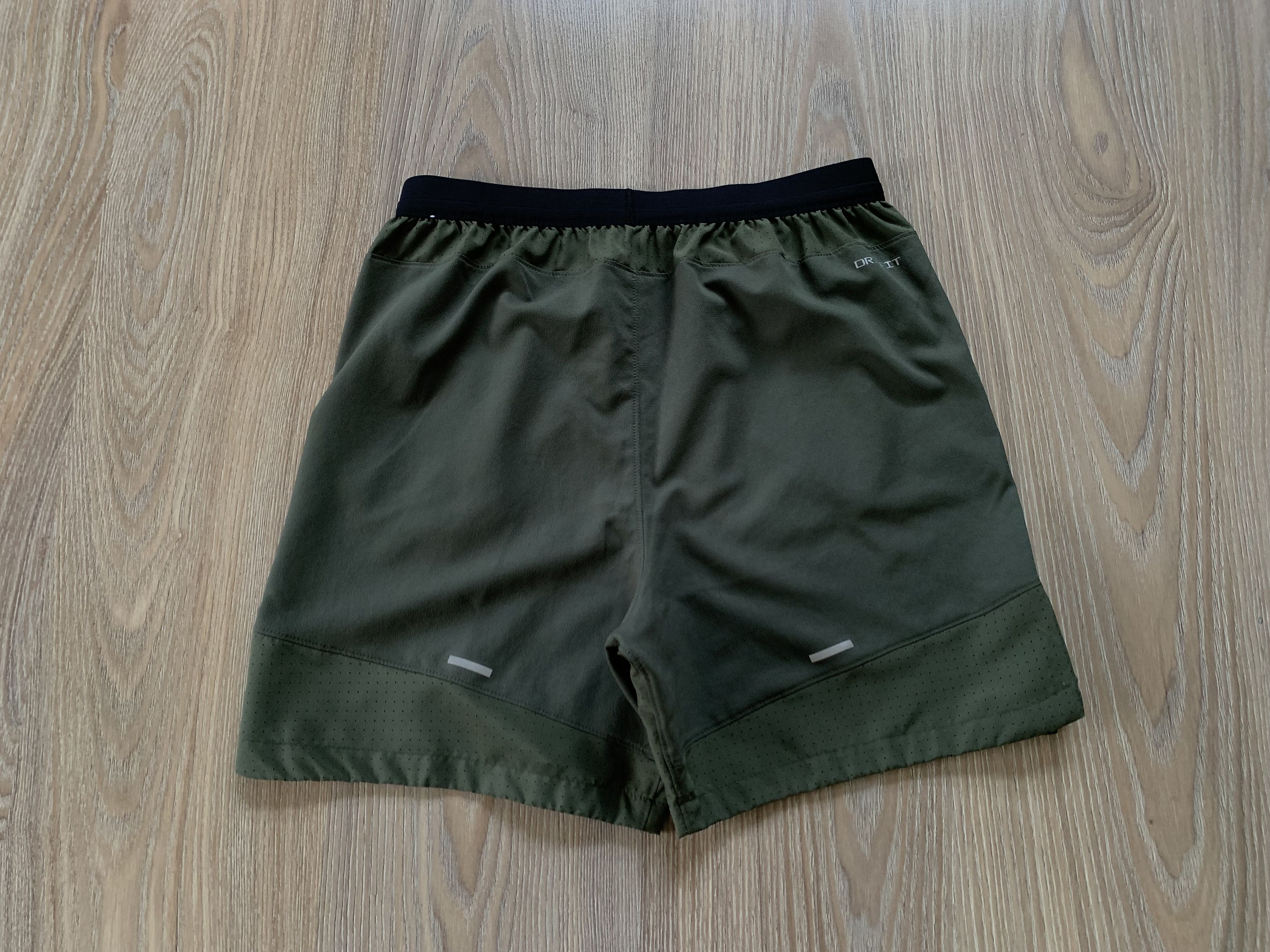 Nike Youth Nike Dri Fit Khaki Training Shorts Size US 28 / EU 44 - 3 Thumbnail