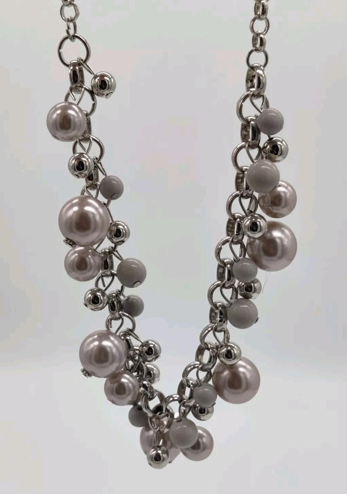 Other Paparazzi Jewelry Lot Necklace 3 Pairs Of Earrings Ring New Size ONE SIZE - 6 Thumbnail