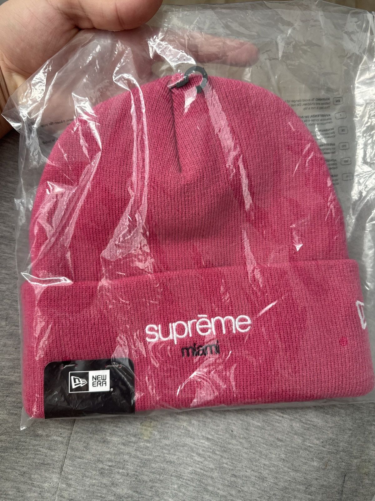 Supreme Supreme pink beanie Size ONE SIZE - 1 Thumbnail