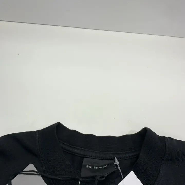 Balenciaga Balenciaga Be Different Black Short Sleeve T-Shirt 0079-250 Size US XS / EU 42 / 0 - 4 Thumbnail