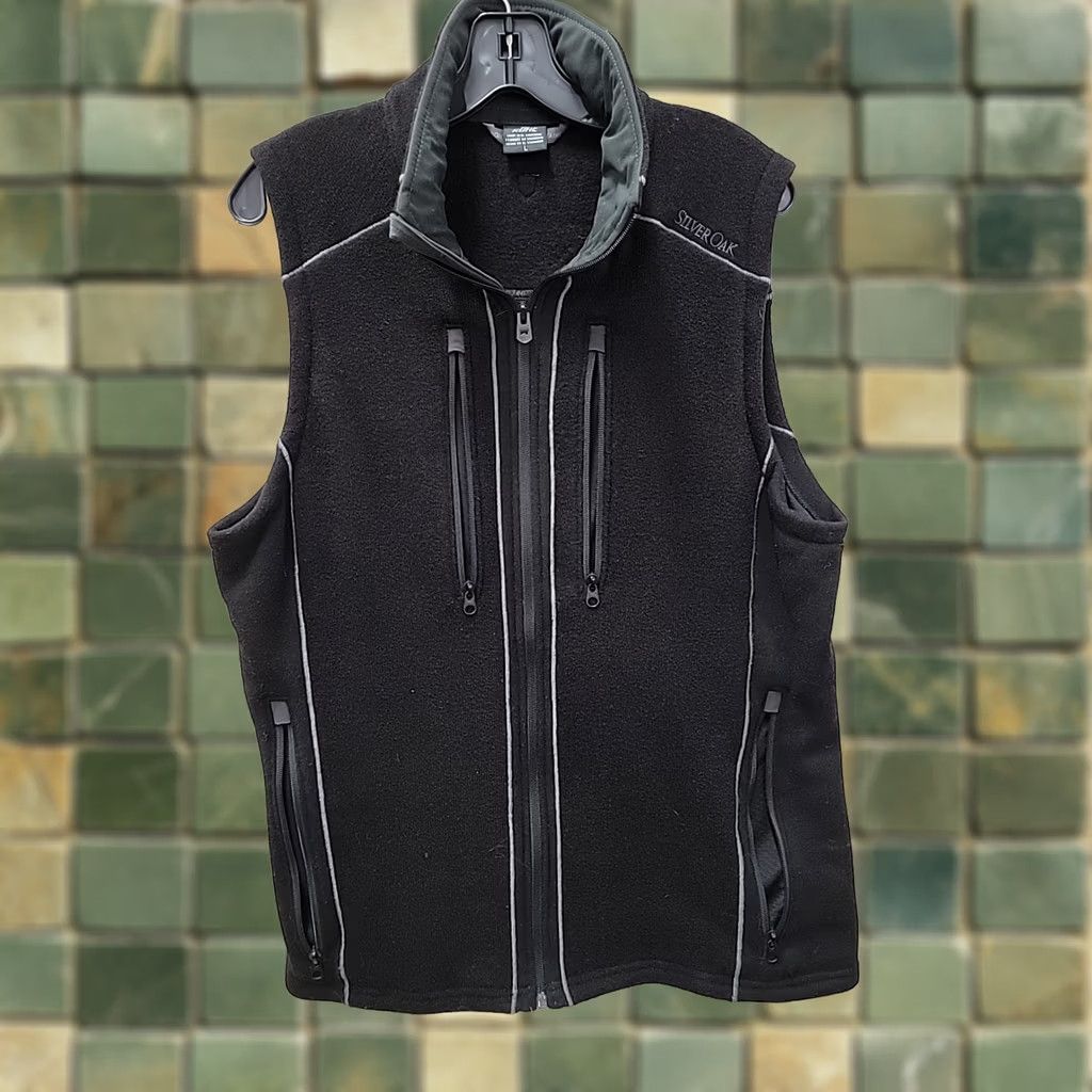 Born KUHL Interceptr Vest Mens L Black Full Zip Stand-Up Collar Outdoor Hiking Travel Workwear Casual Size US L / EU 52-54 / 3 - 1 Thumbnail
