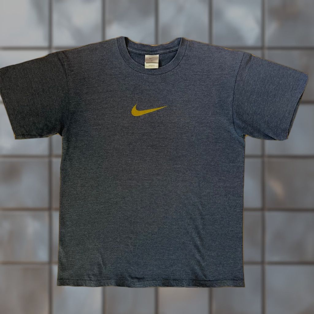 Nike VINTAGE Nike Center Swoosh Shirt Medium Blue 90s USA Captain America Logo Nike Center Swoosh Shirt Medium Blue Size US M / EU 48-50 / 2 - 1 Thumbnail